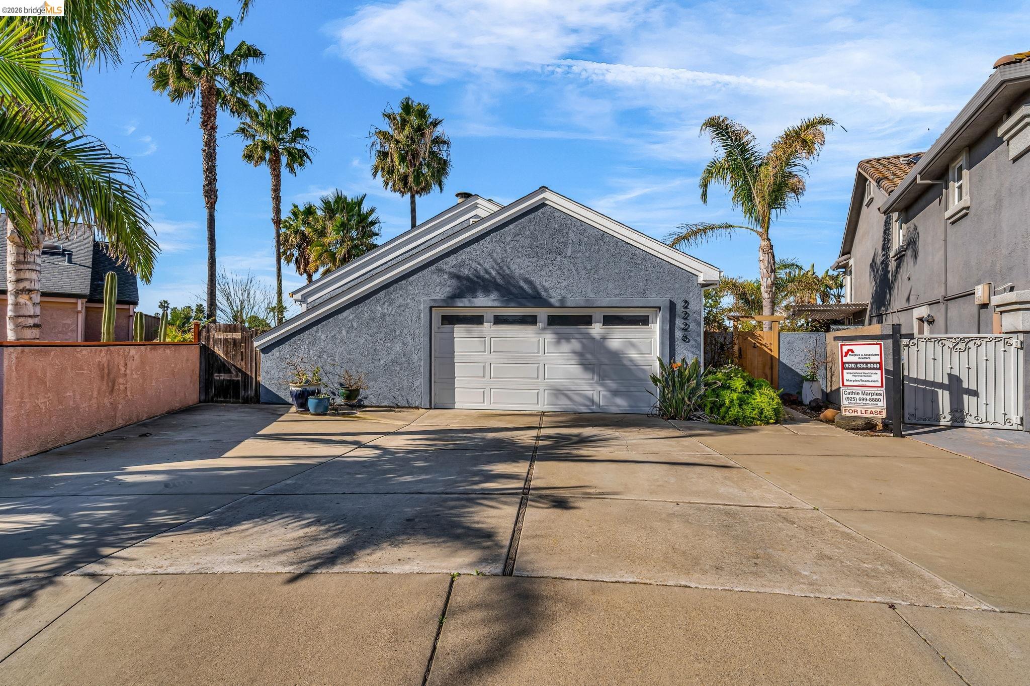 Detail Gallery Image 3 of 54 For 2226 Cove Court, Discovery Bay,  CA 94505-9999 - 3 Beds | 2 Baths