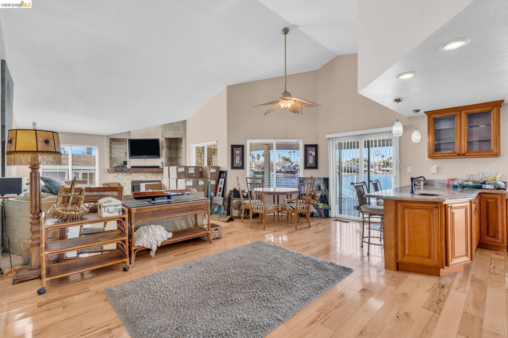 Detail Gallery Image 10 of 54 For 2226 Cove Court, Discovery Bay,  CA 94505-9999 - 3 Beds | 2 Baths