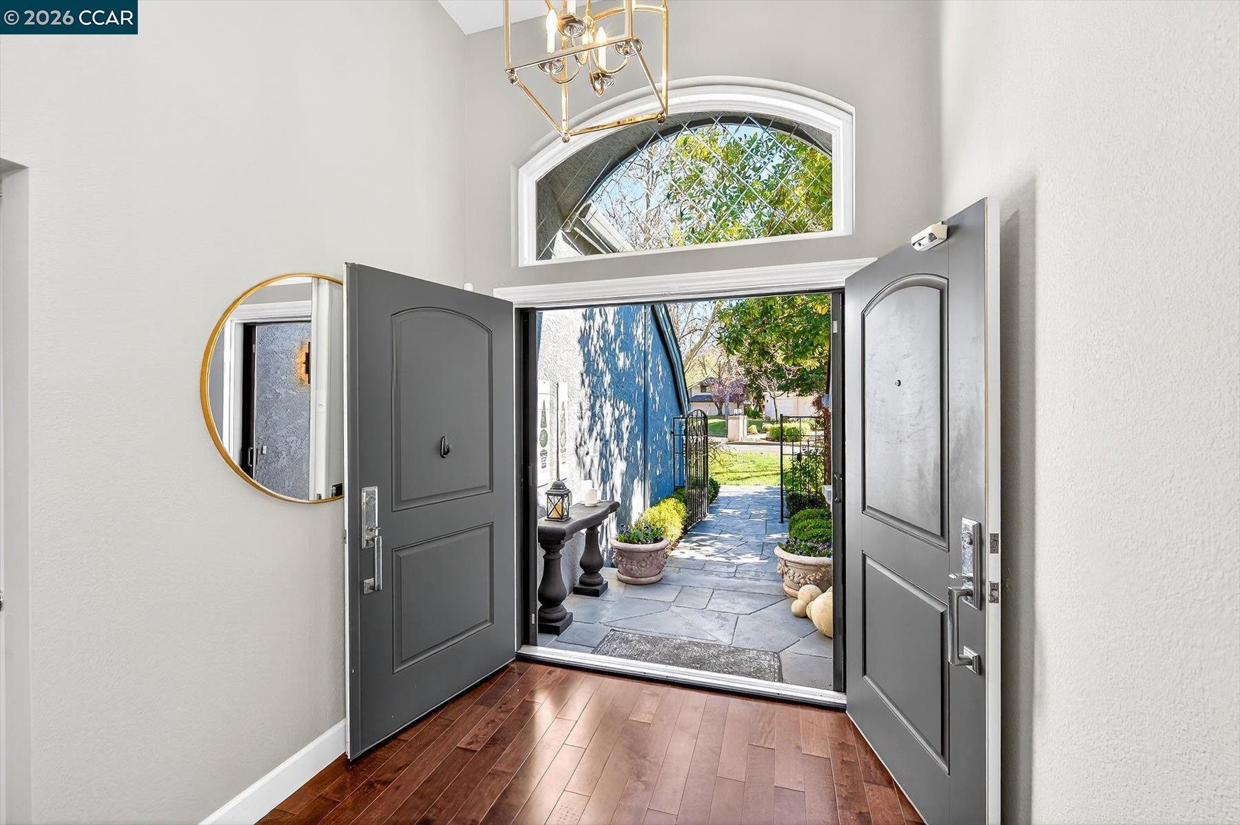 Detail Gallery Image 3 of 41 For 29 Deer Meadow Pl, Danville,  CA 94506 - 3 Beds | 2/1 Baths