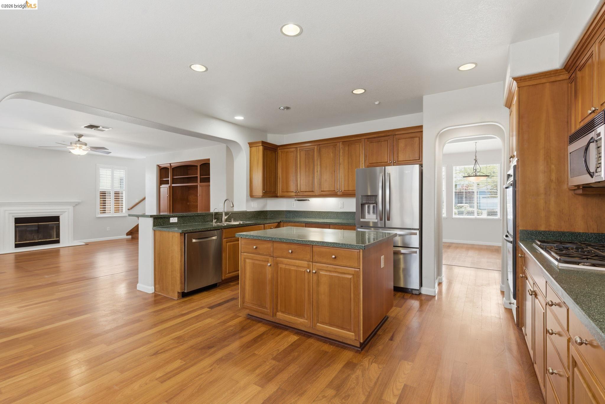 Detail Gallery Image 21 of 60 For 1453 Empress Lane, Brentwood,  CA 94513-9999 - 5 Beds | 3 Baths