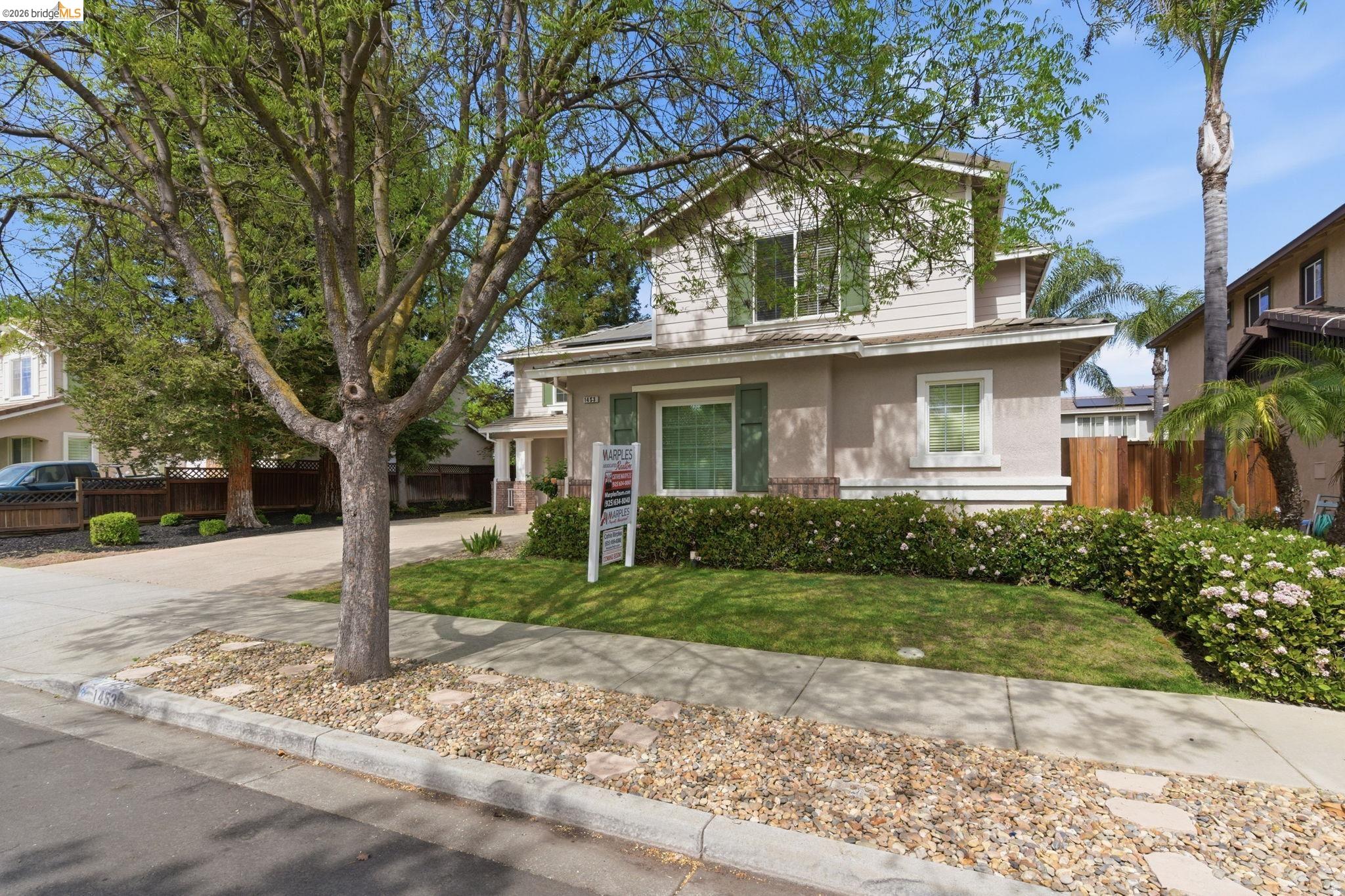 Detail Gallery Image 5 of 60 For 1453 Empress Lane, Brentwood,  CA 94513-9999 - 5 Beds | 3 Baths