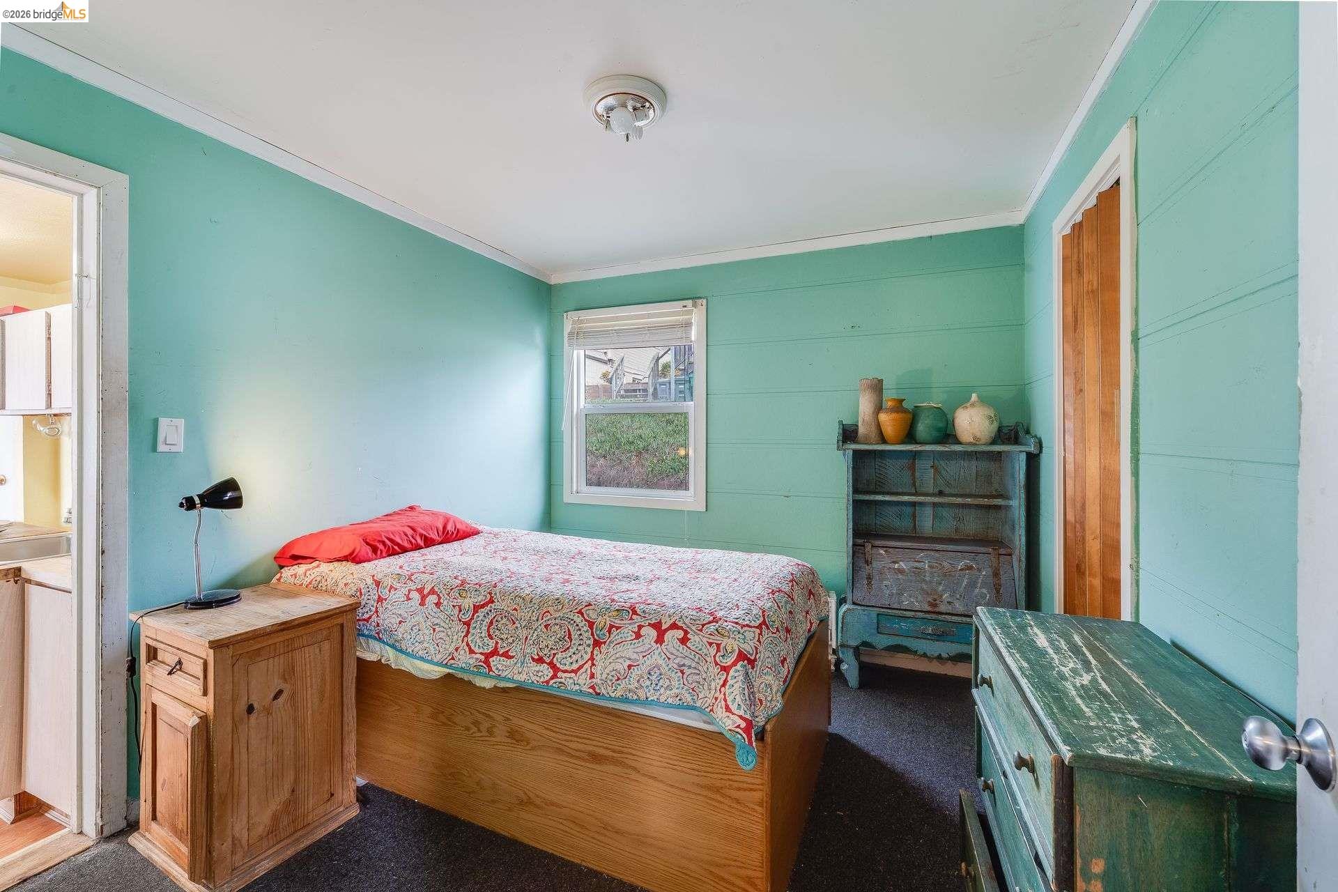 Detail Gallery Image 14 of 26 For 4 Beach Ave, Dillon Beach,  CA 94929 - 2 Beds | 2 Baths