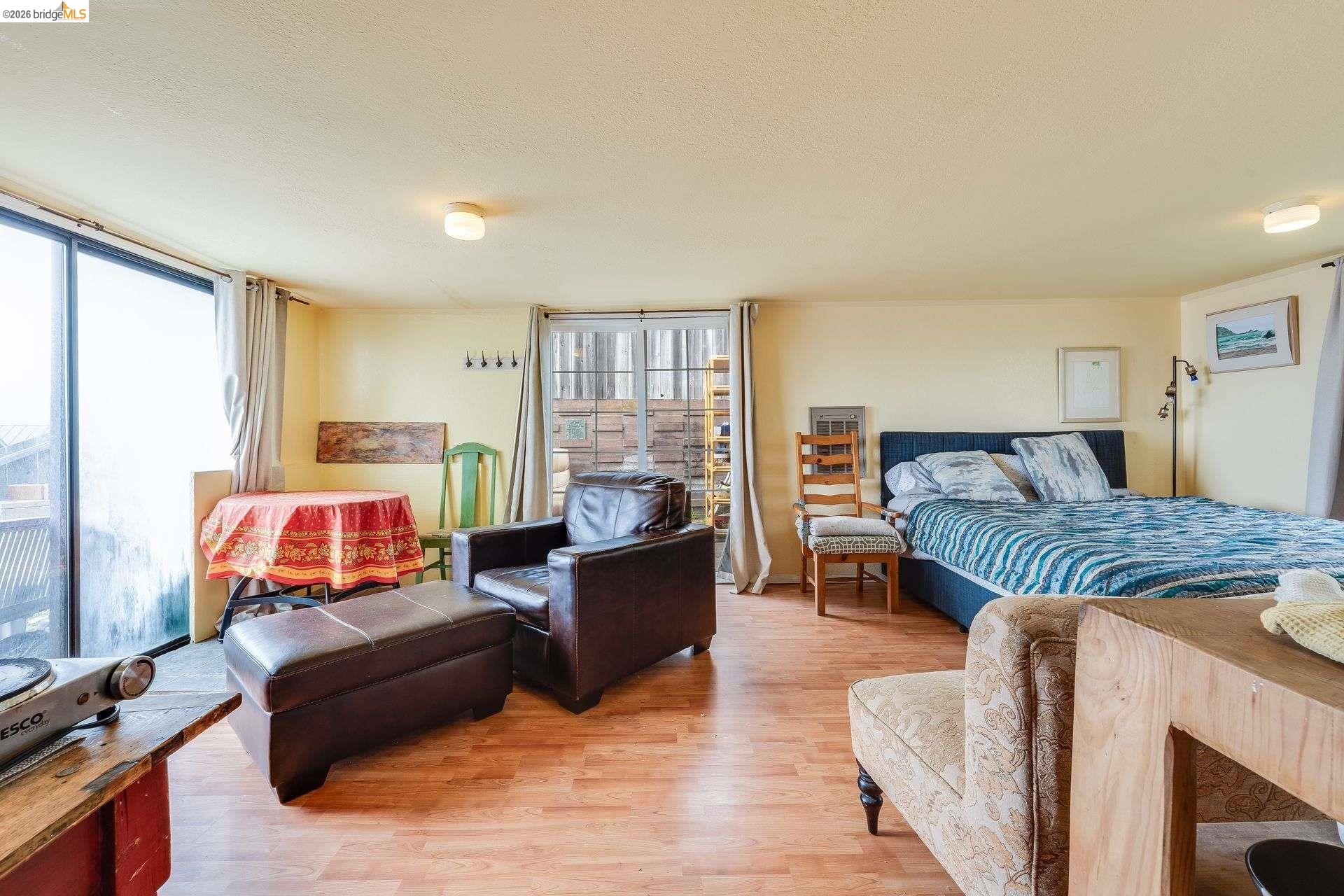 Detail Gallery Image 19 of 26 For 4 Beach Ave, Dillon Beach,  CA 94929 - 2 Beds | 2 Baths