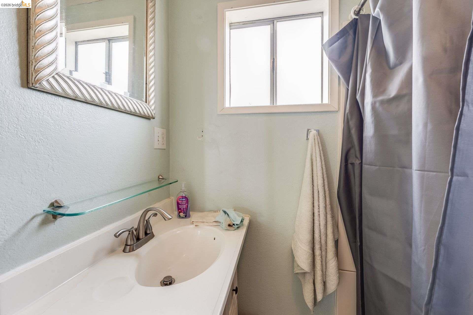 Detail Gallery Image 22 of 26 For 4 Beach Ave, Dillon Beach,  CA 94929 - 2 Beds | 2 Baths