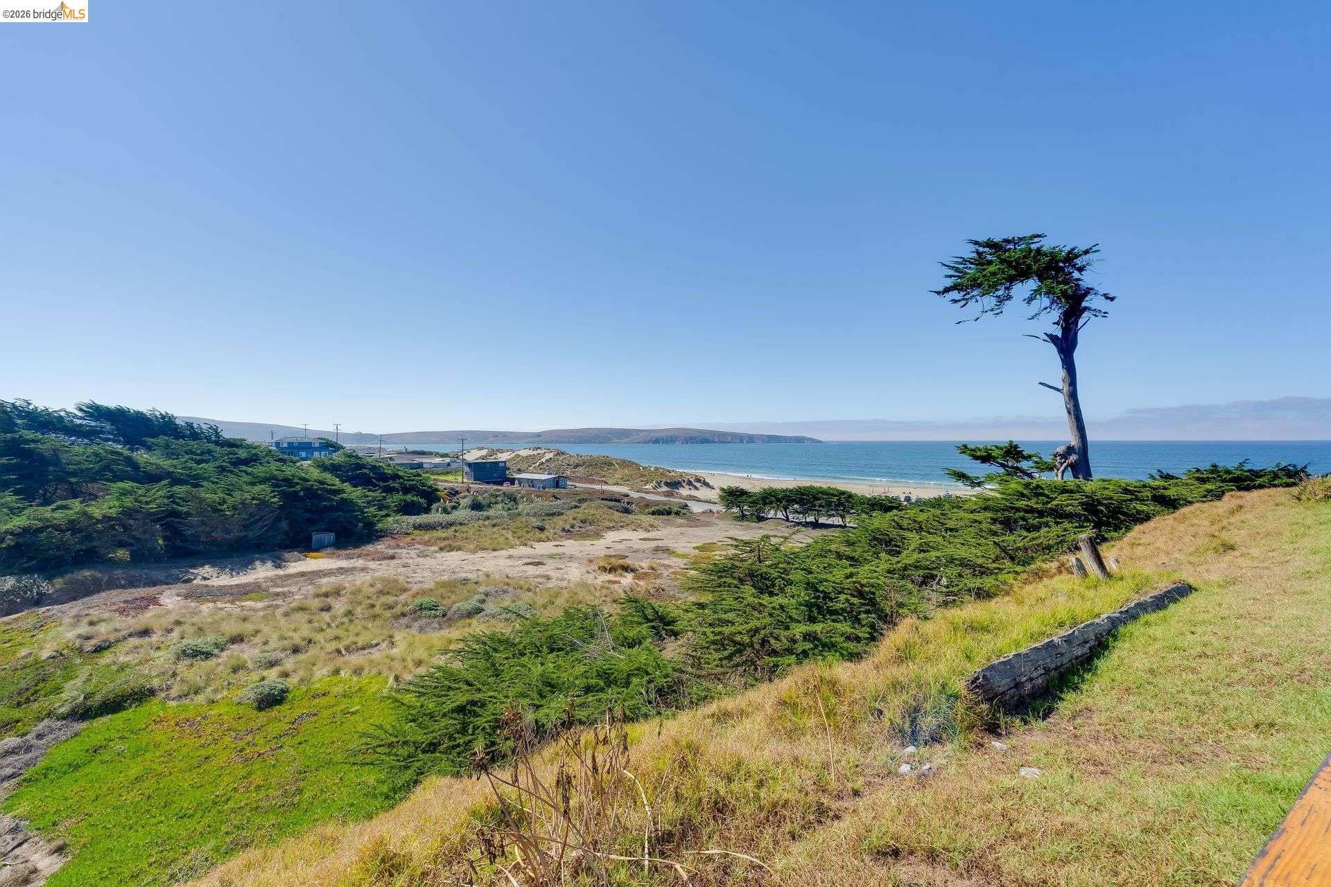 Detail Gallery Image 23 of 26 For 4 Beach Ave, Dillon Beach,  CA 94929 - 2 Beds | 2 Baths