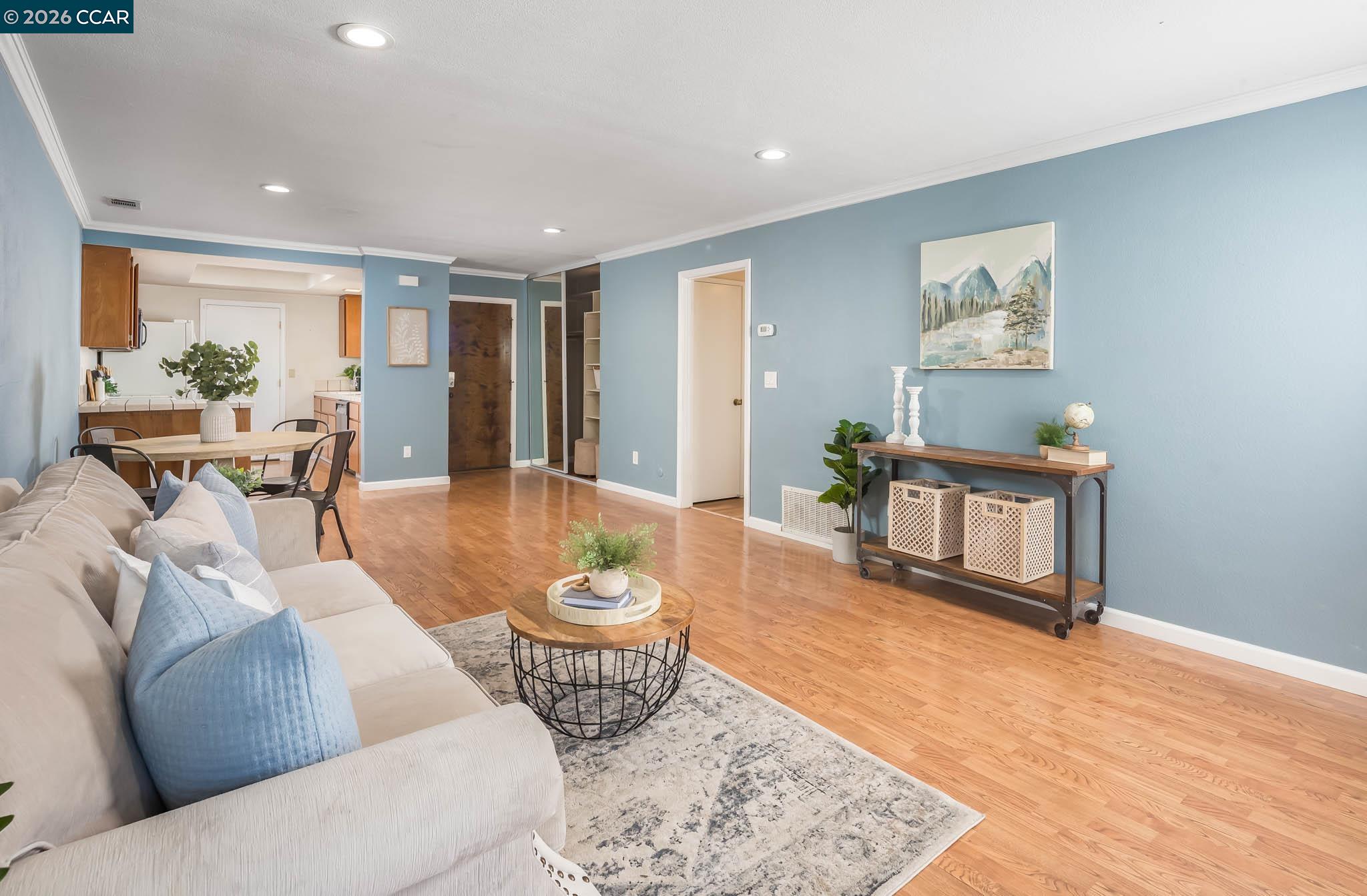 Detail Gallery Image 9 of 28 For 739 Valley Green Dr, Brentwood,  CA 94513 - 2 Beds | 1 Baths