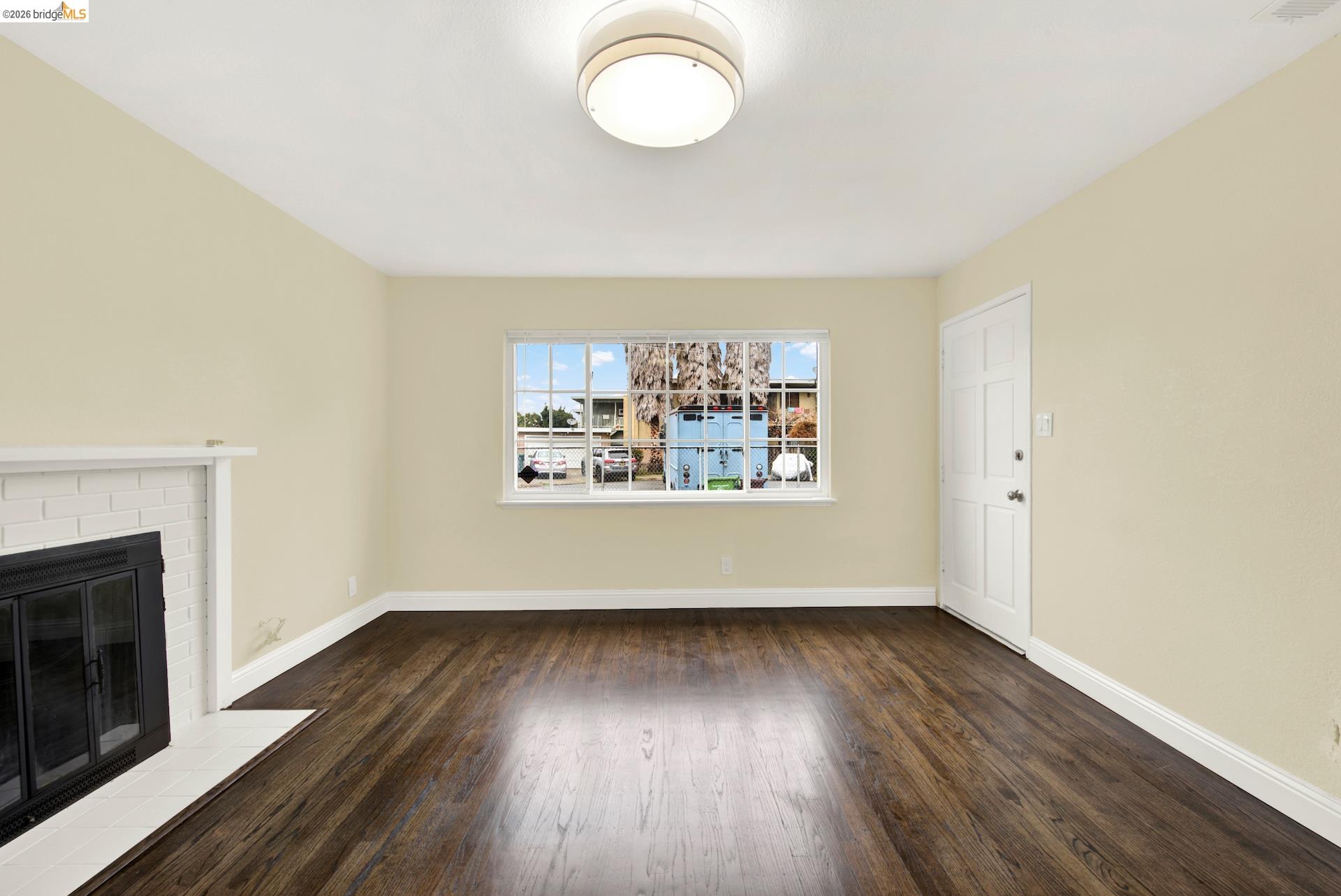 Detail Gallery Image 6 of 41 For 2170 104th Ave, Oakland,  CA 94603 - 2 Beds | 1 Baths