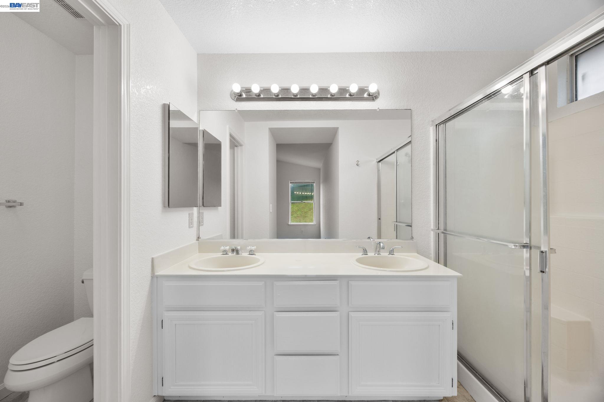 Detail Gallery Image 17 of 29 For 5136 Grass Valley Way, Antioch,  CA 94531 - 3 Beds | 2/1 Baths