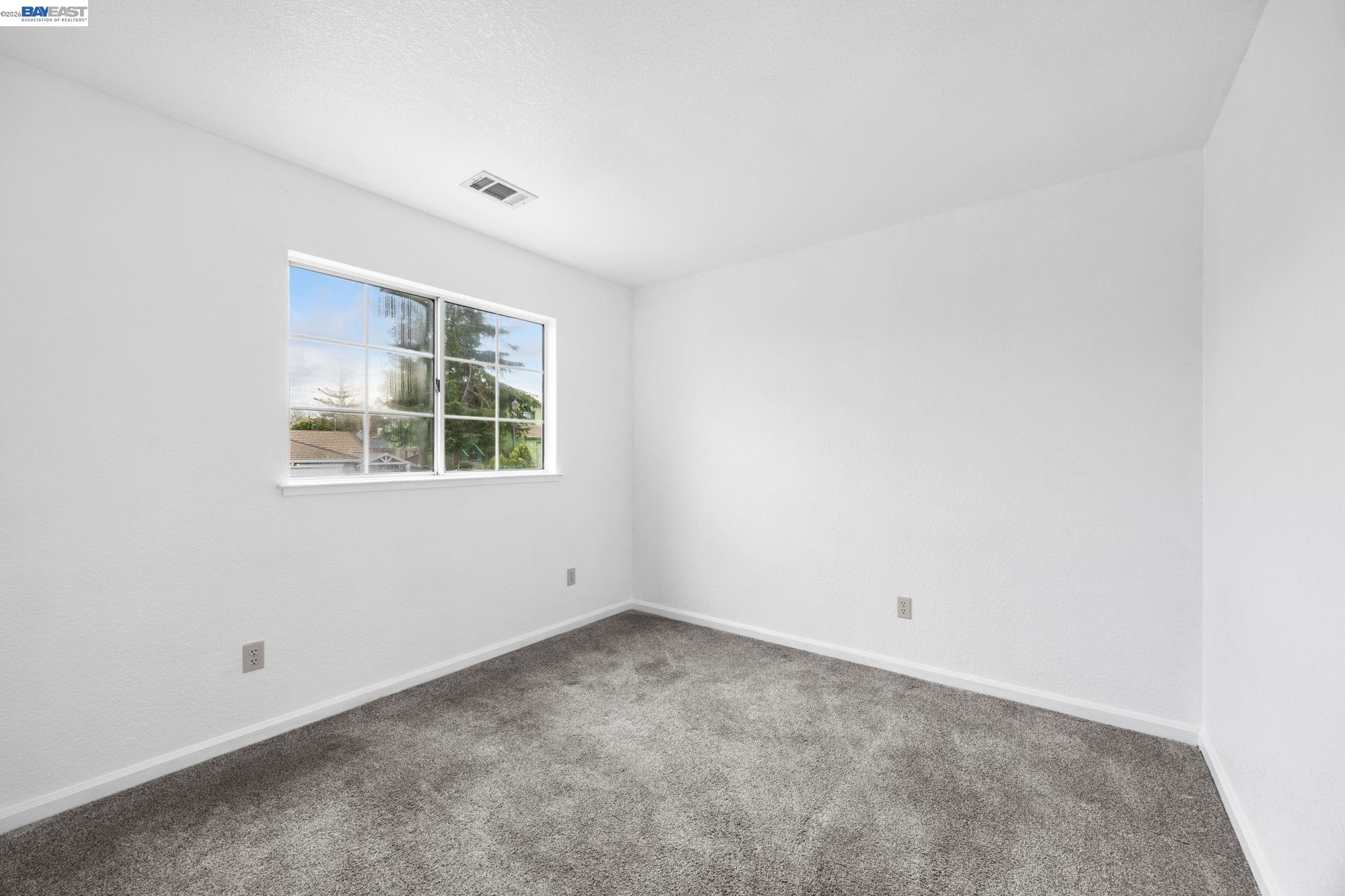 Detail Gallery Image 22 of 29 For 5136 Grass Valley Way, Antioch,  CA 94531 - 3 Beds | 2/1 Baths