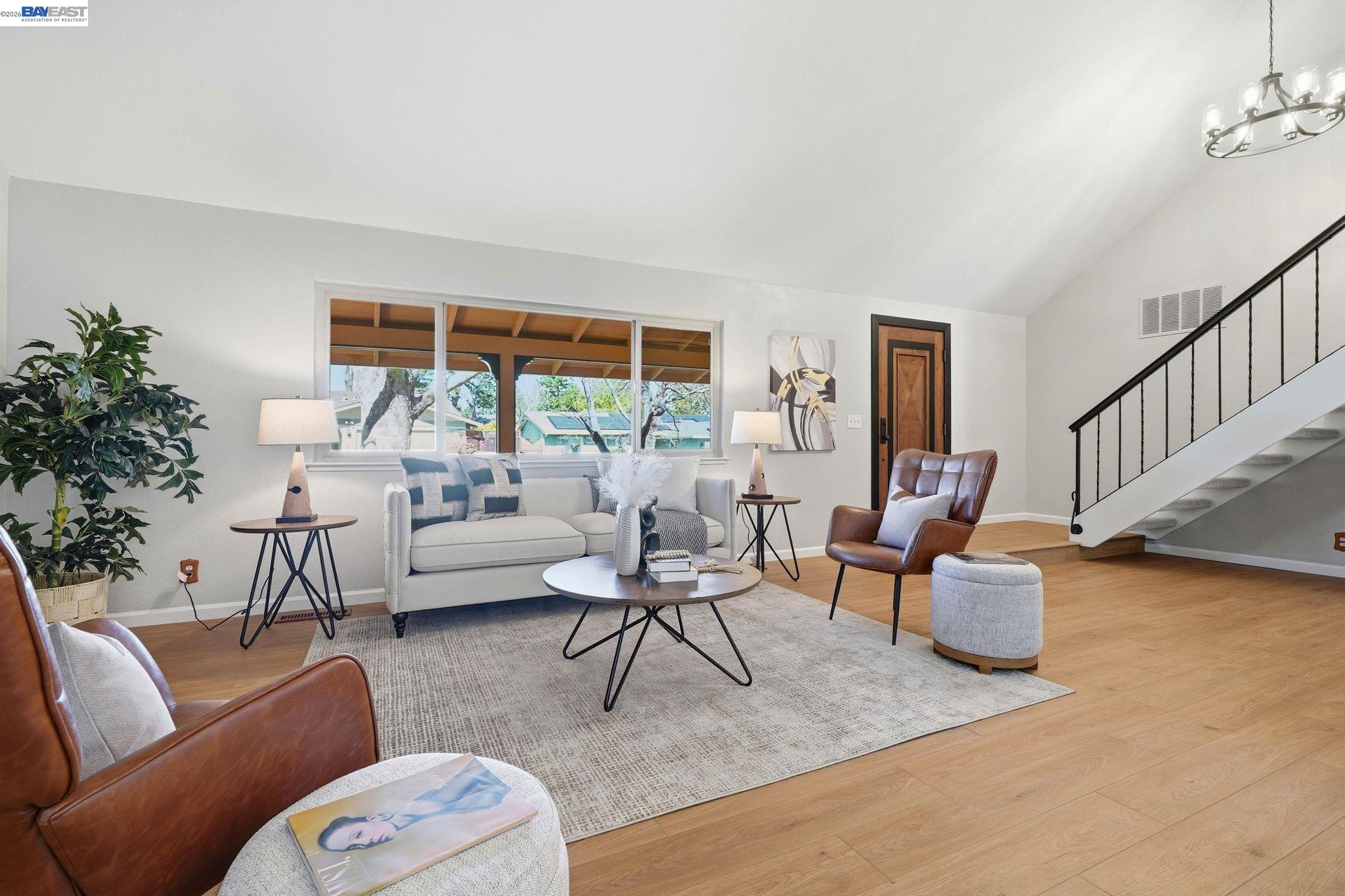 Detail Gallery Image 12 of 50 For 7738 Fairoaks Dr, Pleasanton,  CA 94588 - 4 Beds | 2/1 Baths