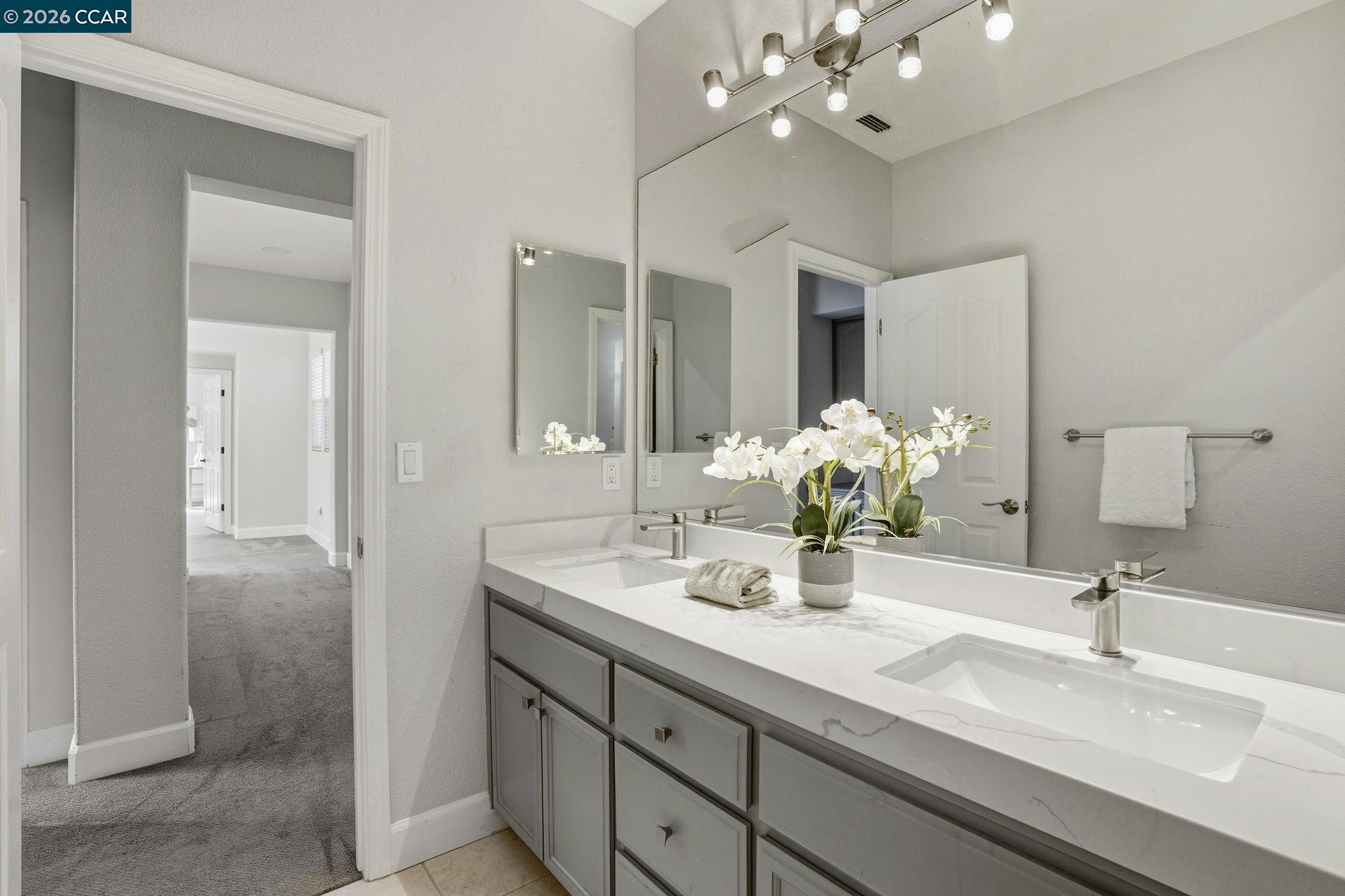 Detail Gallery Image 29 of 43 For 5244 S Montecito Dr, Concord,  CA 94521 - 5 Beds | 3 Baths