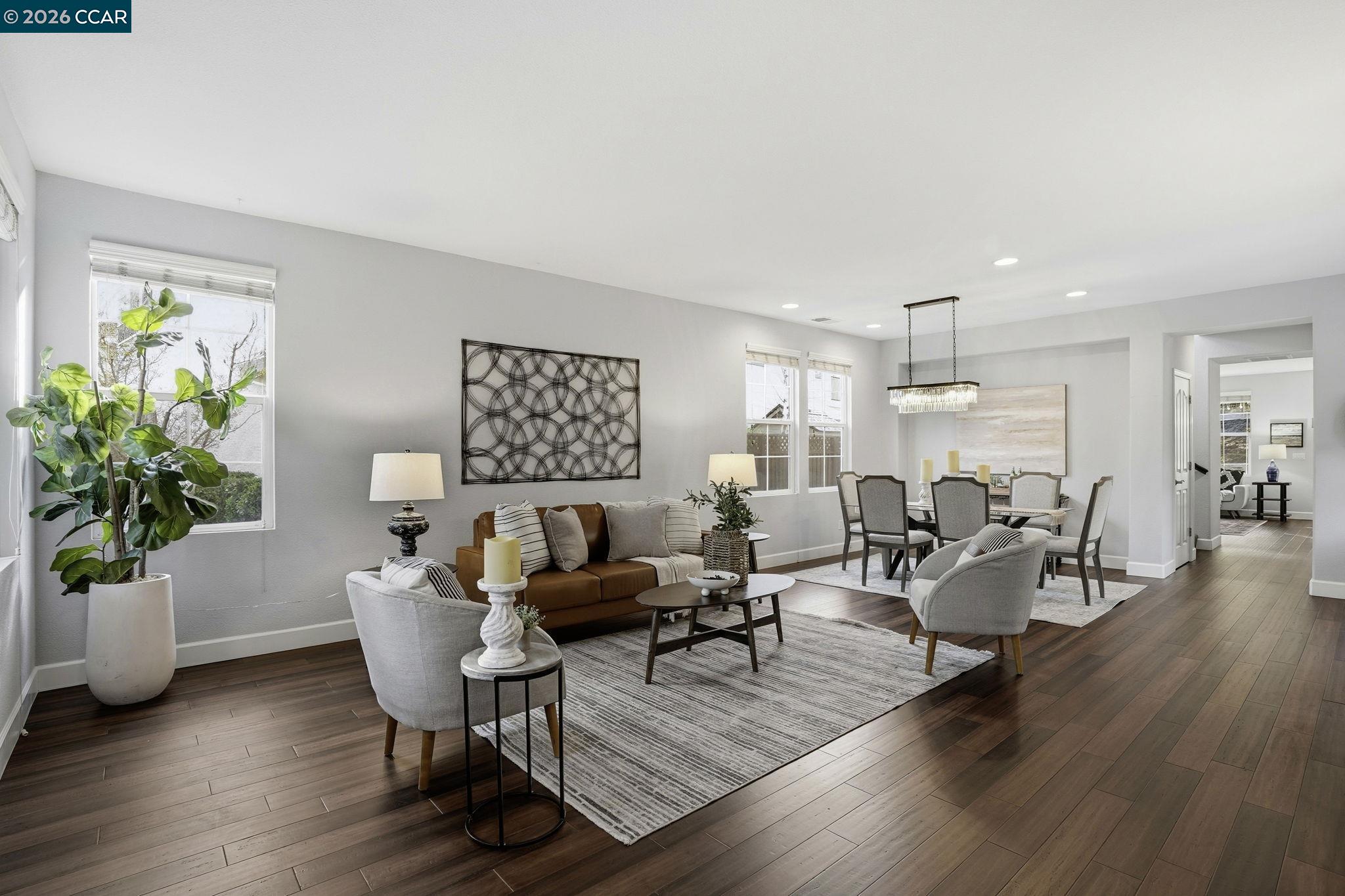 Detail Gallery Image 4 of 43 For 5244 S Montecito Dr, Concord,  CA 94521 - 5 Beds | 3 Baths