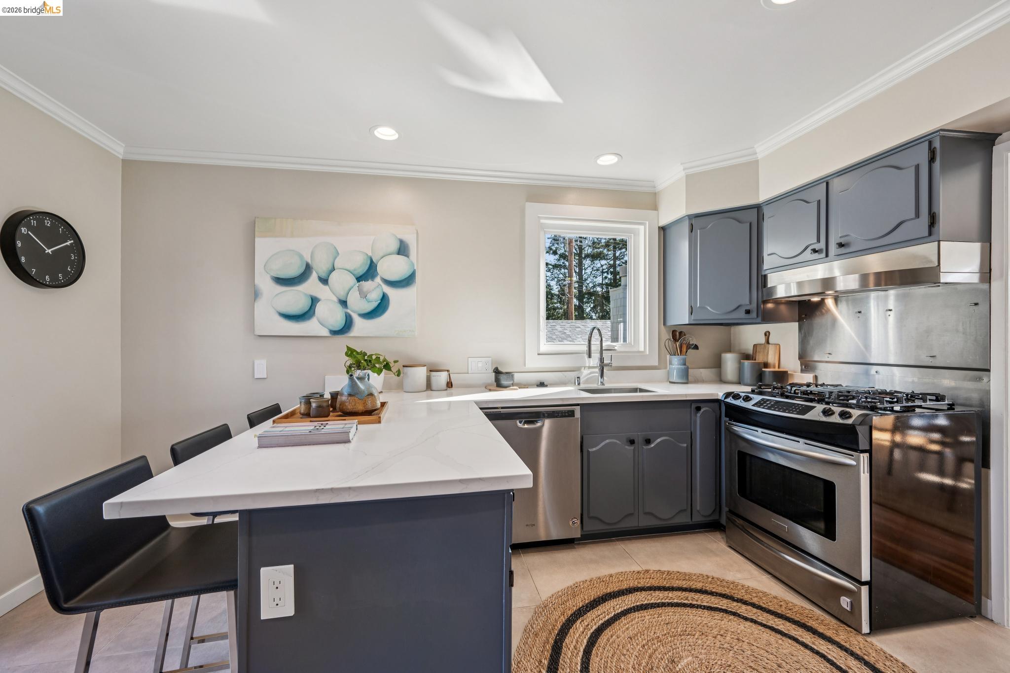 Detail Gallery Image 27 of 52 For 290 Colgate Ave, Kensington,  CA 94708 - 2 Beds | 1 Baths