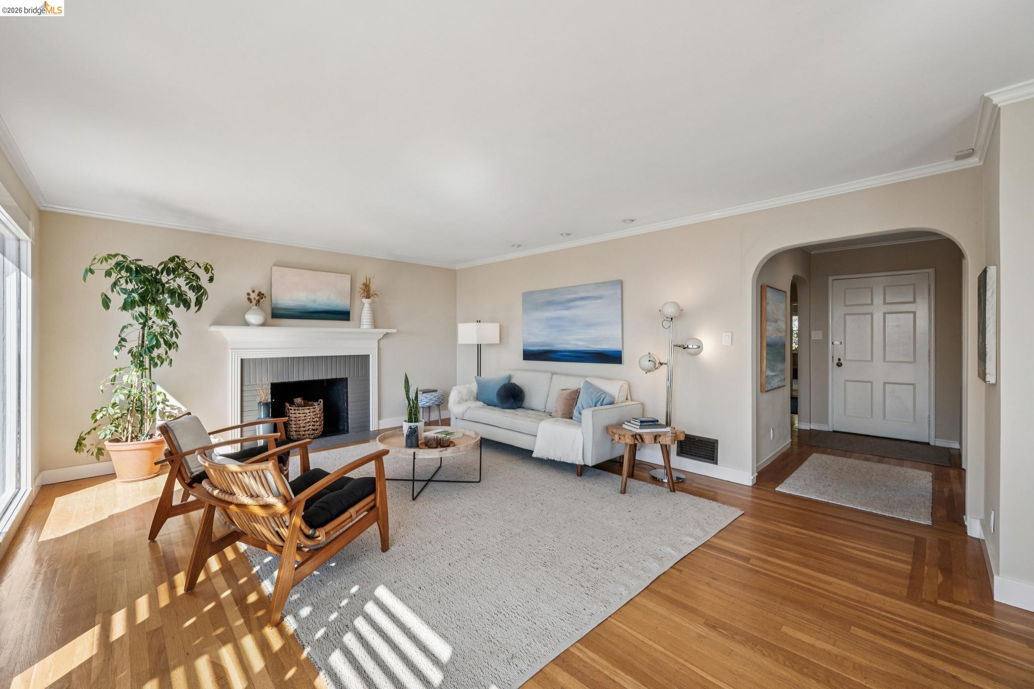 Detail Gallery Image 8 of 52 For 290 Colgate Ave, Kensington,  CA 94708 - 2 Beds | 1 Baths