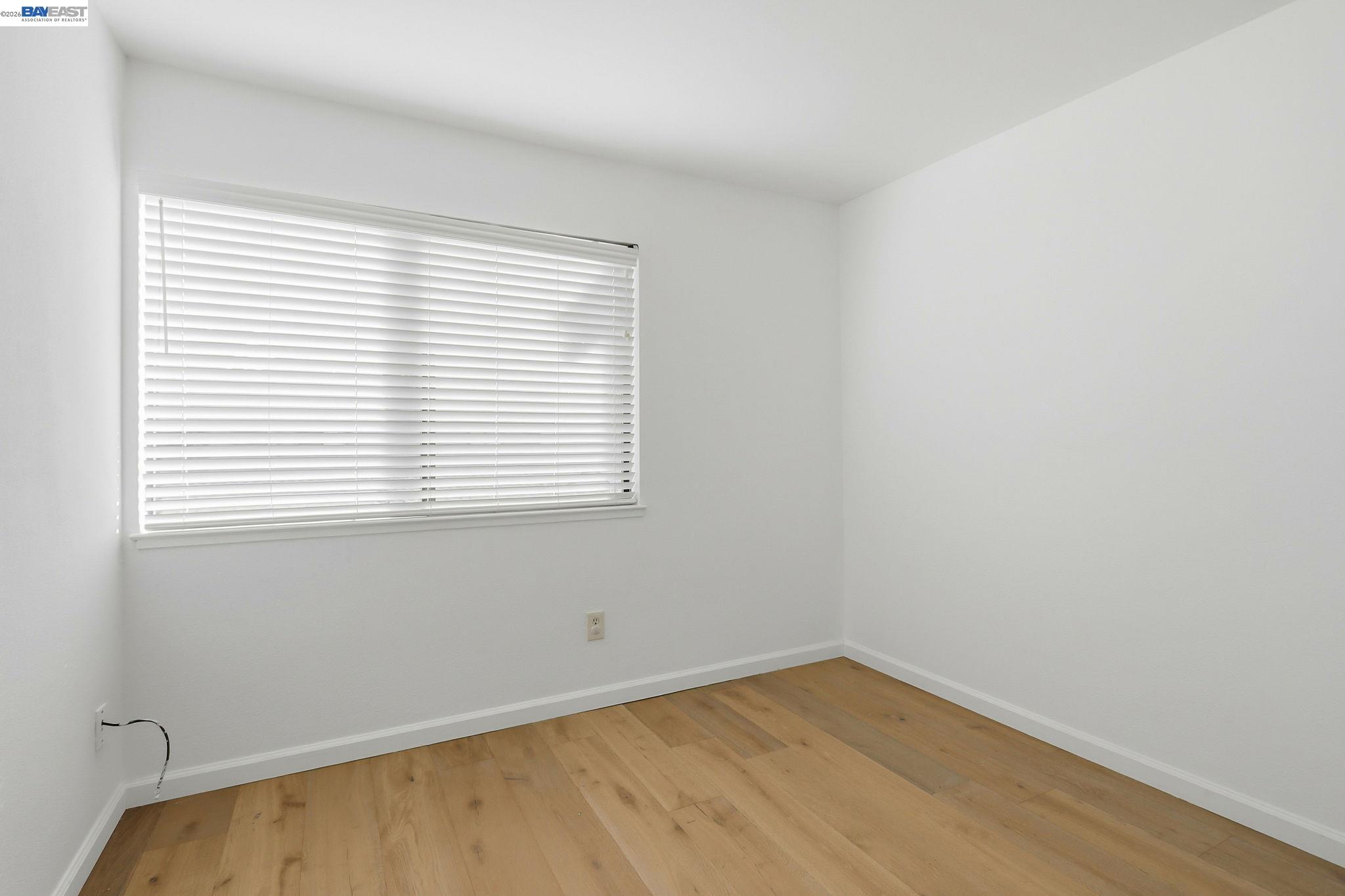 Detail Gallery Image 24 of 31 For 4925 Flat Rock Circle, San Jose,  CA 95136 - 3 Beds | 2/1 Baths