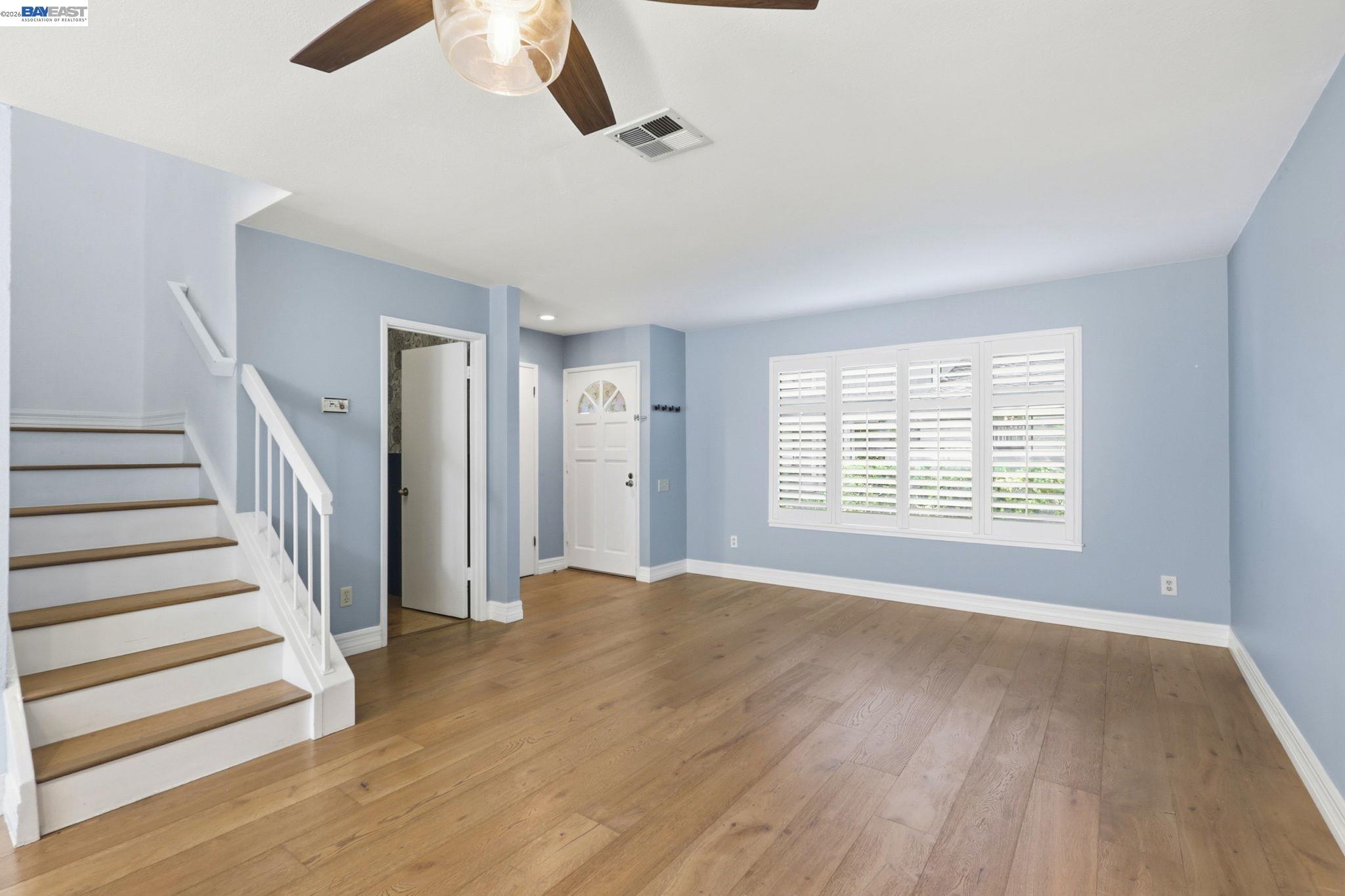 Detail Gallery Image 5 of 31 For 4925 Flat Rock Circle, San Jose,  CA 95136 - 3 Beds | 2/1 Baths