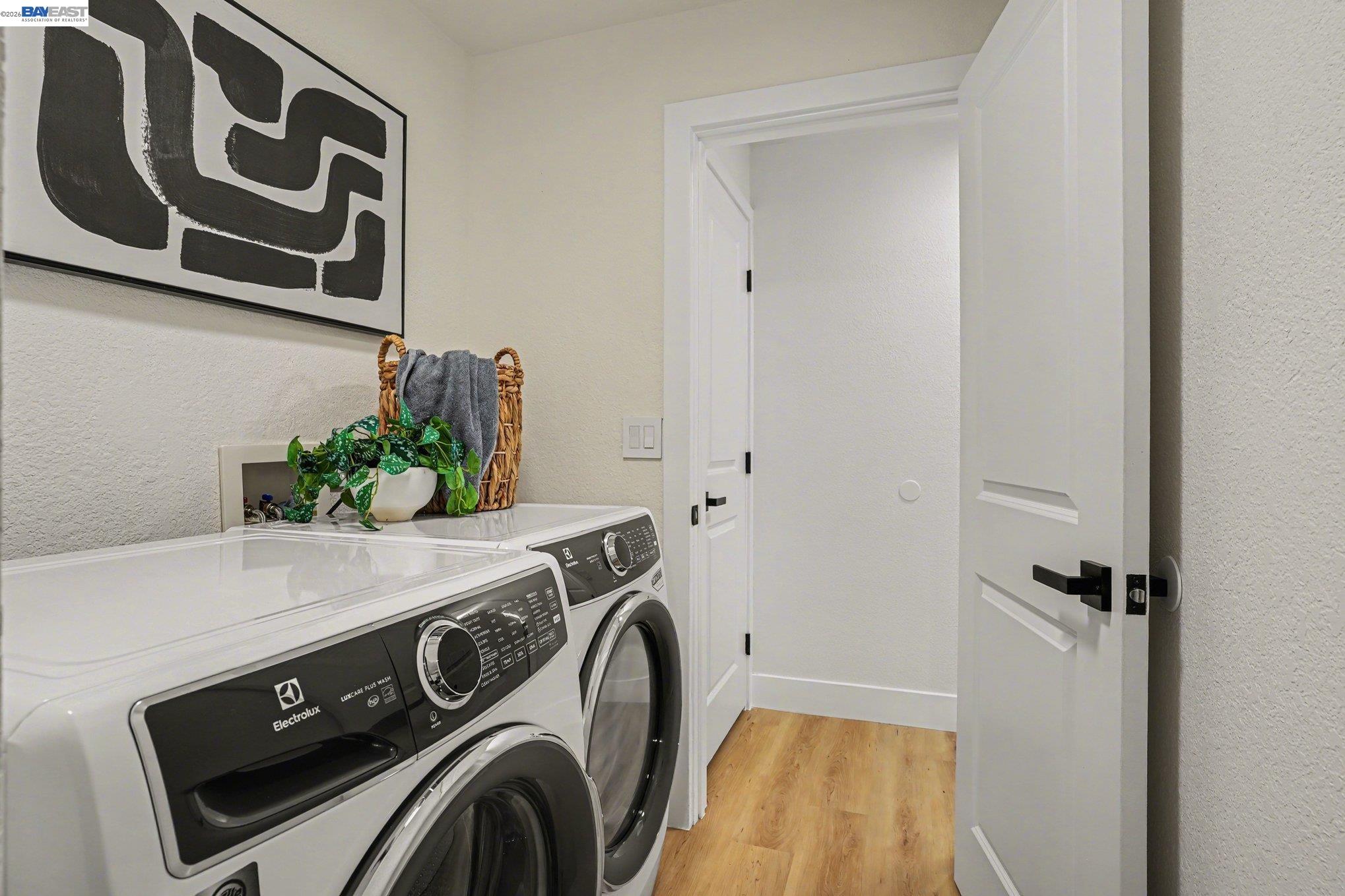 Detail Gallery Image 23 of 33 For 1775 Wema Way, San Jose,  CA 95124 - 5 Beds | 3 Baths