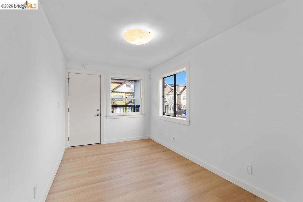 Detail Gallery Image 15 of 44 For 769 17th St, Oakland,  CA 94612 - – Beds | – Baths