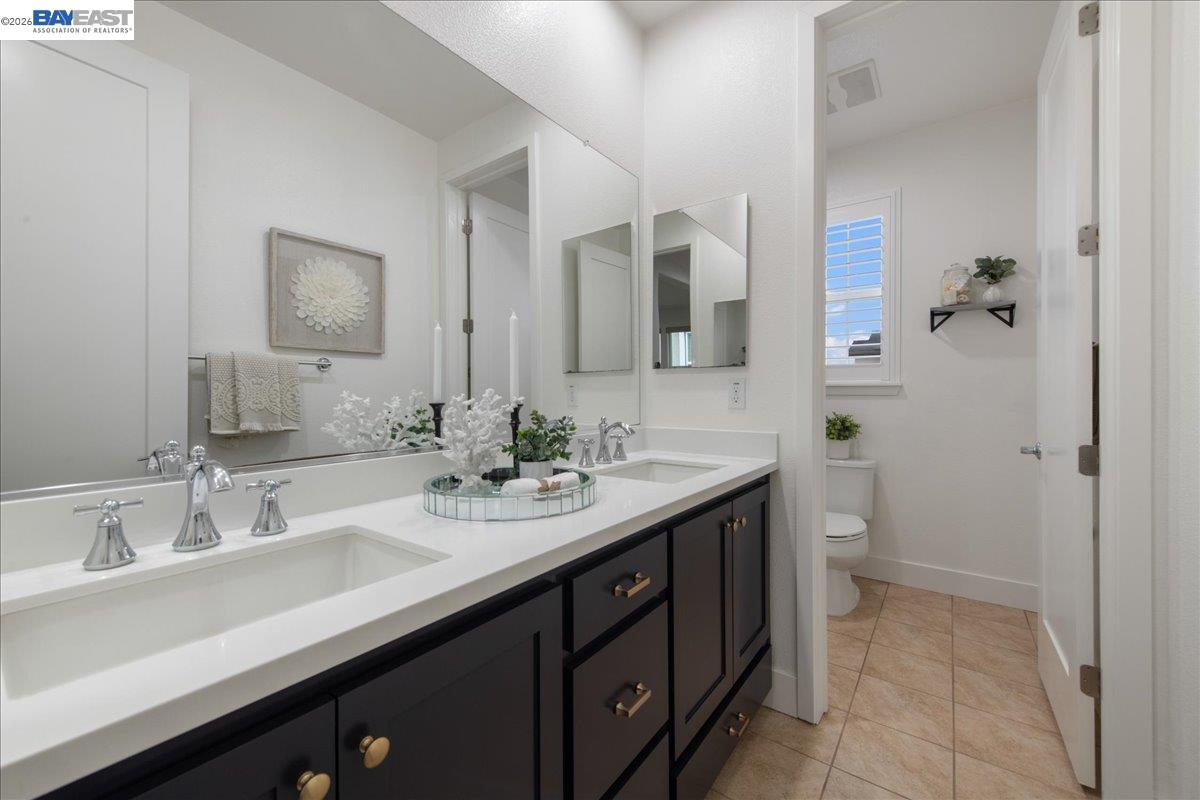 Detail Gallery Image 15 of 38 For 4026 Chalk Hill Way, Dublin,  CA 94568 - 3 Beds | 2/1 Baths