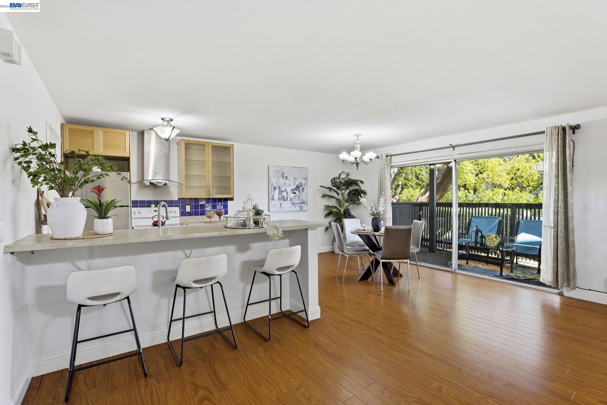 Detail Gallery Image 2 of 24 For 9085 Alcosta Blvd #321,  San Ramon,  CA 94583 - 2 Beds | 1 Baths