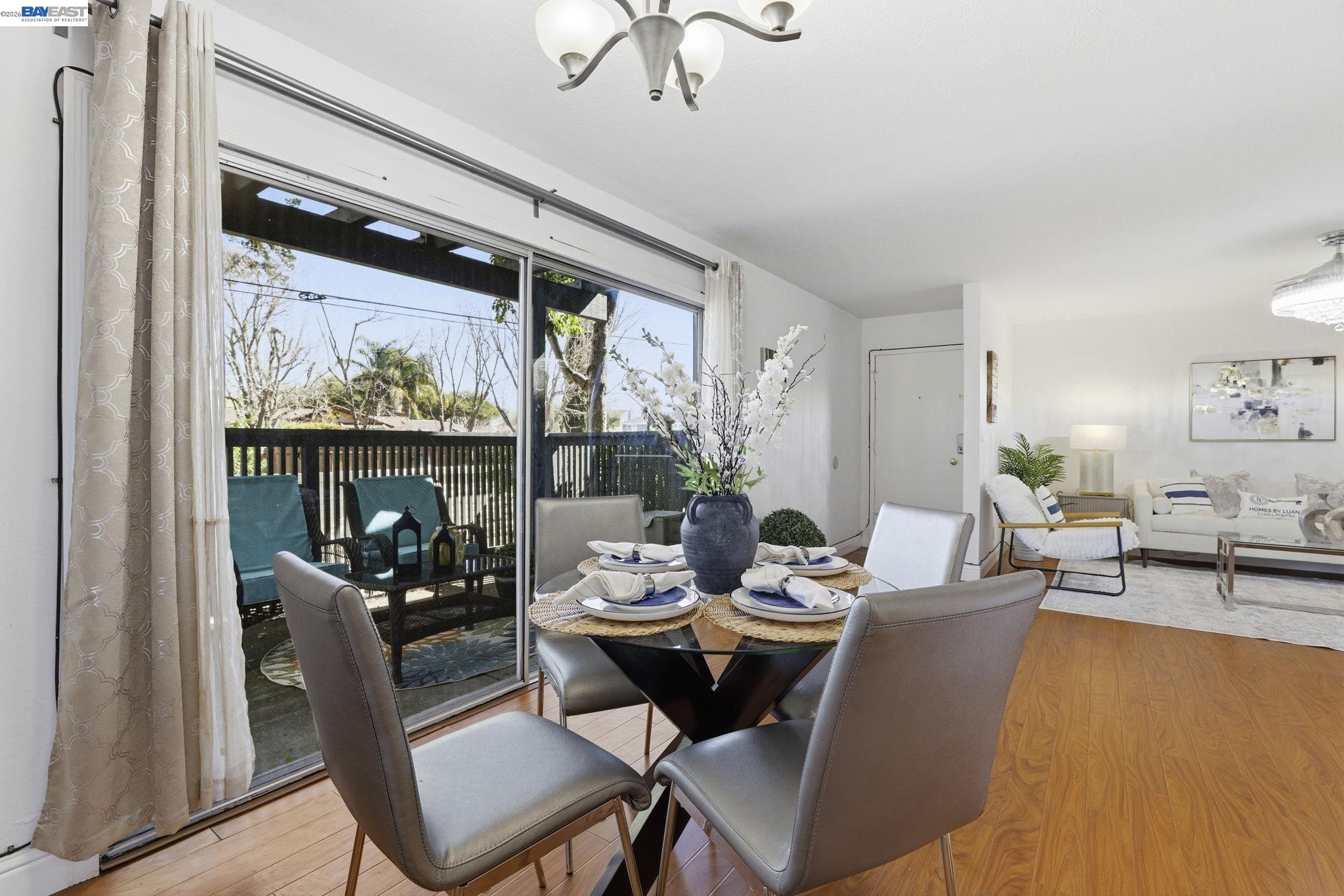 Detail Gallery Image 3 of 24 For 9085 Alcosta Blvd #321,  San Ramon,  CA 94583 - 2 Beds | 1 Baths