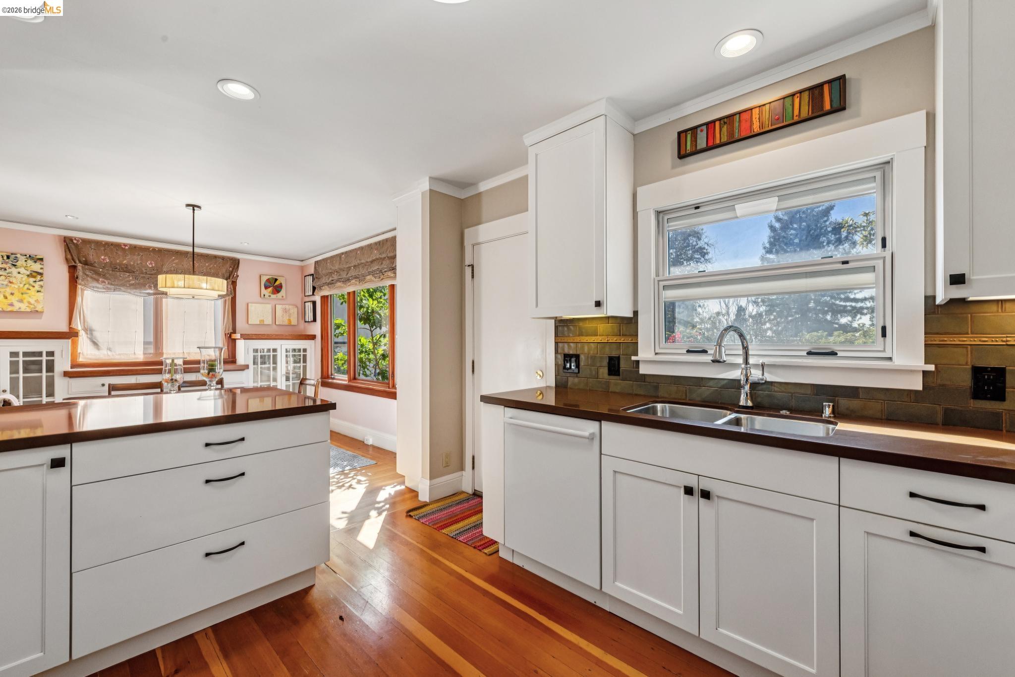 Detail Gallery Image 21 of 59 For 1622 Scenic Ave, Berkeley,  CA 94709 - 3 Beds | 2 Baths