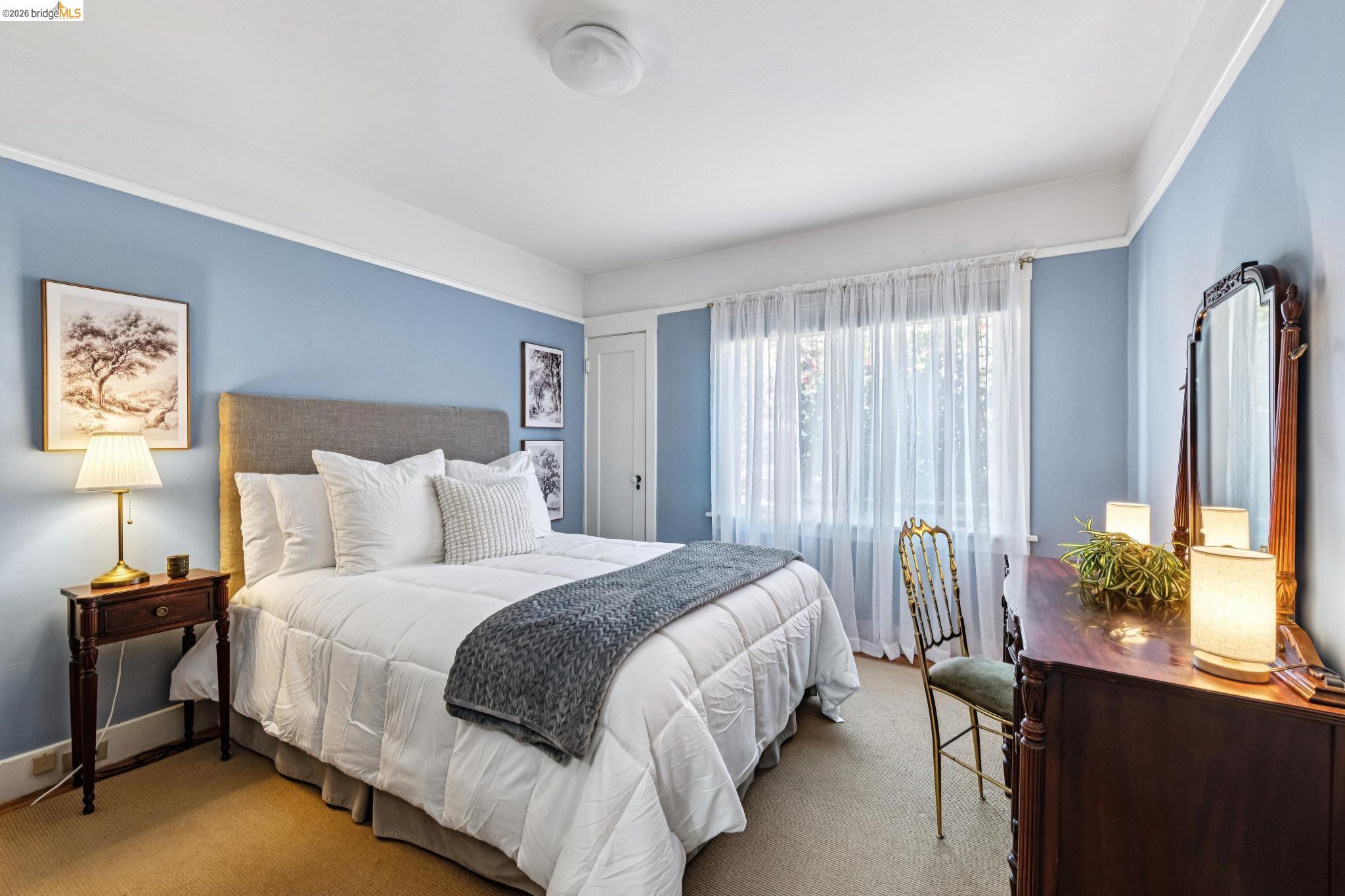 Detail Gallery Image 24 of 59 For 1622 Scenic Ave, Berkeley,  CA 94709 - 3 Beds | 2 Baths