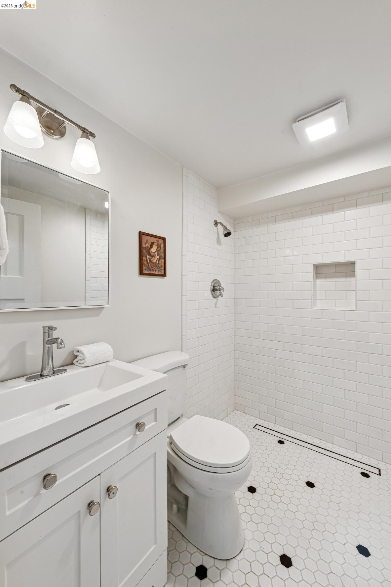 Detail Gallery Image 45 of 59 For 1622 Scenic Ave, Berkeley,  CA 94709 - 3 Beds | 2 Baths