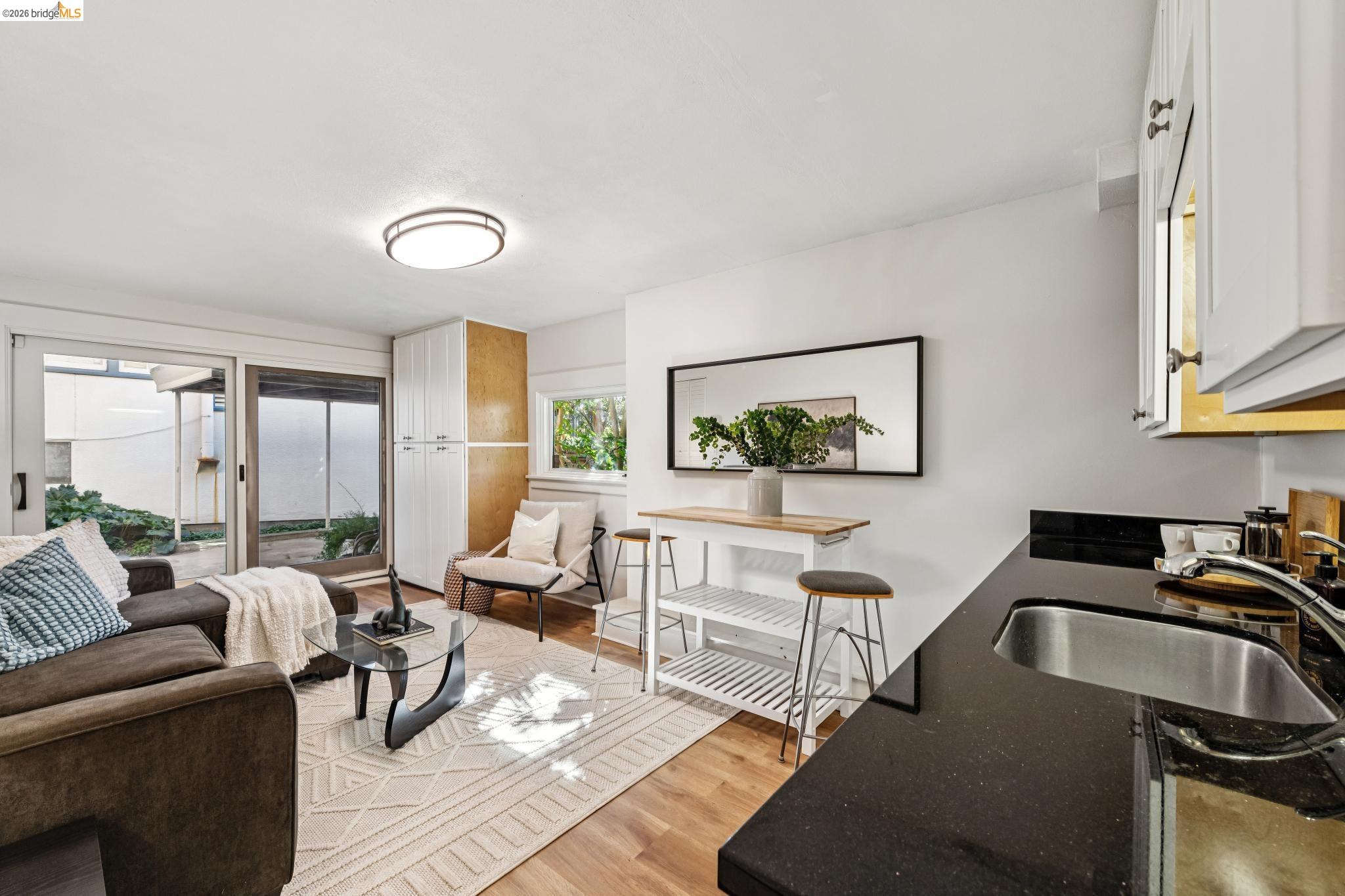 Detail Gallery Image 49 of 59 For 1622 Scenic Ave, Berkeley,  CA 94709 - 3 Beds | 2 Baths