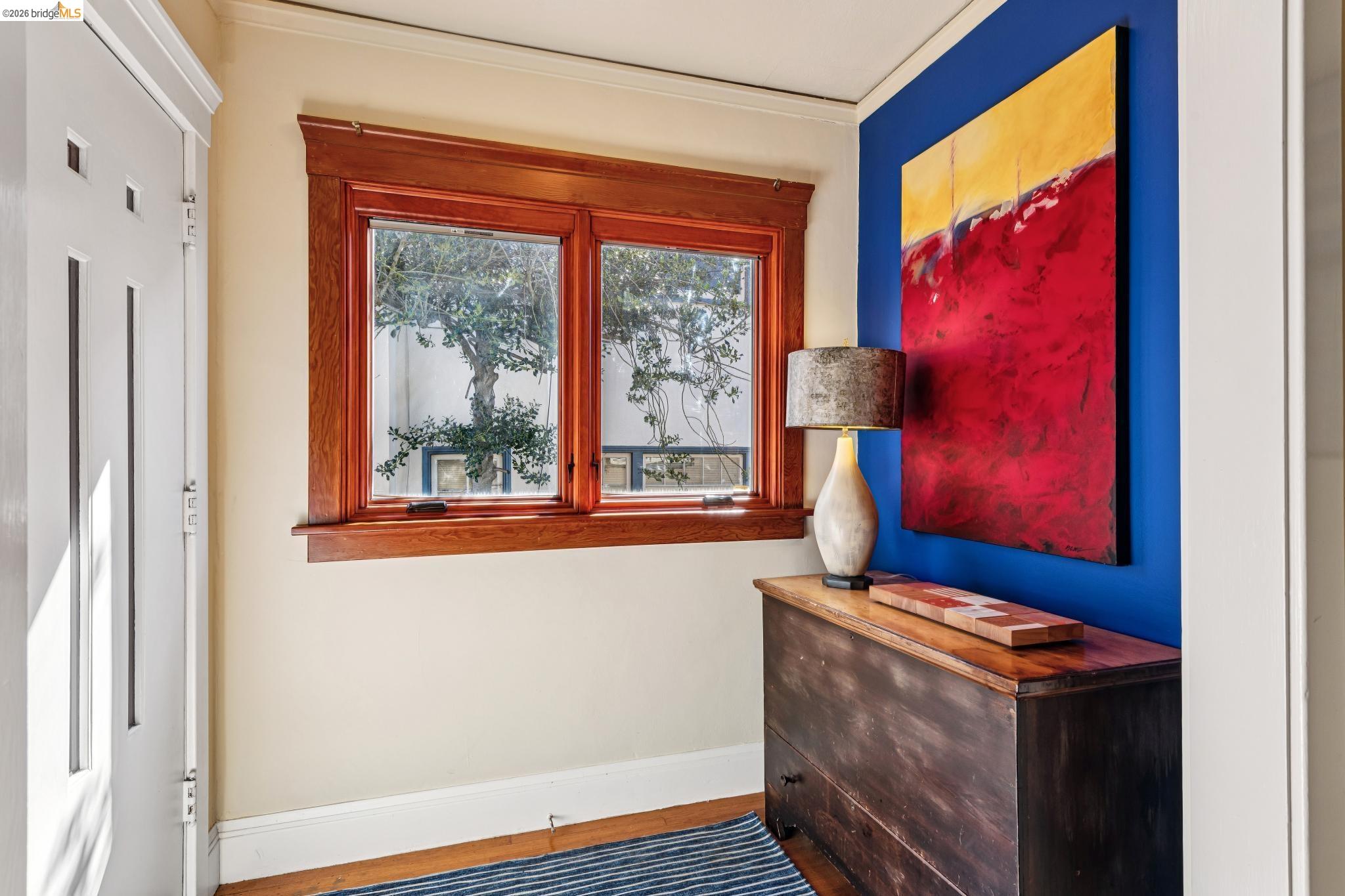 Detail Gallery Image 6 of 59 For 1622 Scenic Ave, Berkeley,  CA 94709 - 3 Beds | 2 Baths