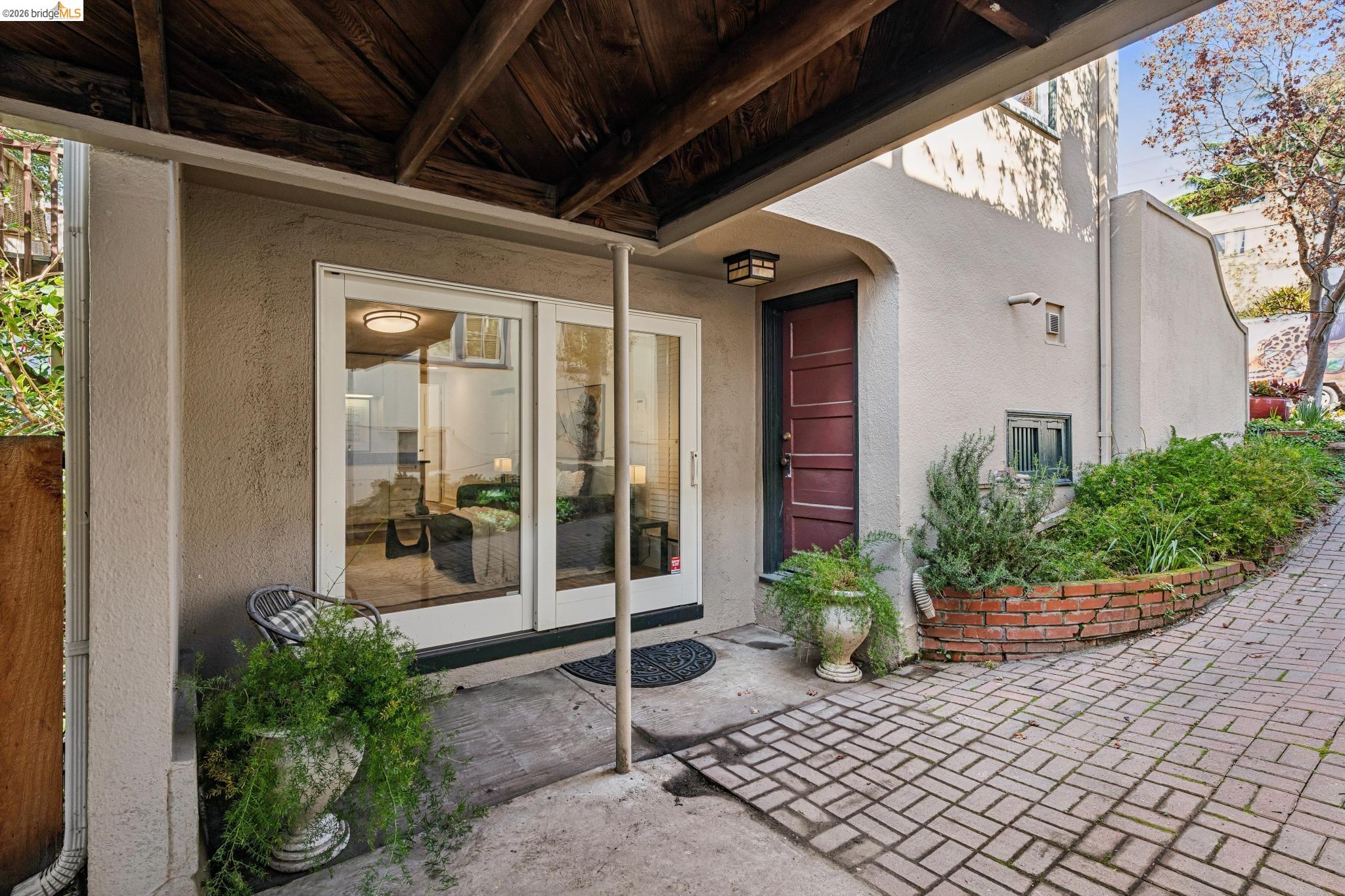 Detail Gallery Image 52 of 59 For 1622 Scenic Ave, Berkeley,  CA 94709 - 3 Beds | 2 Baths