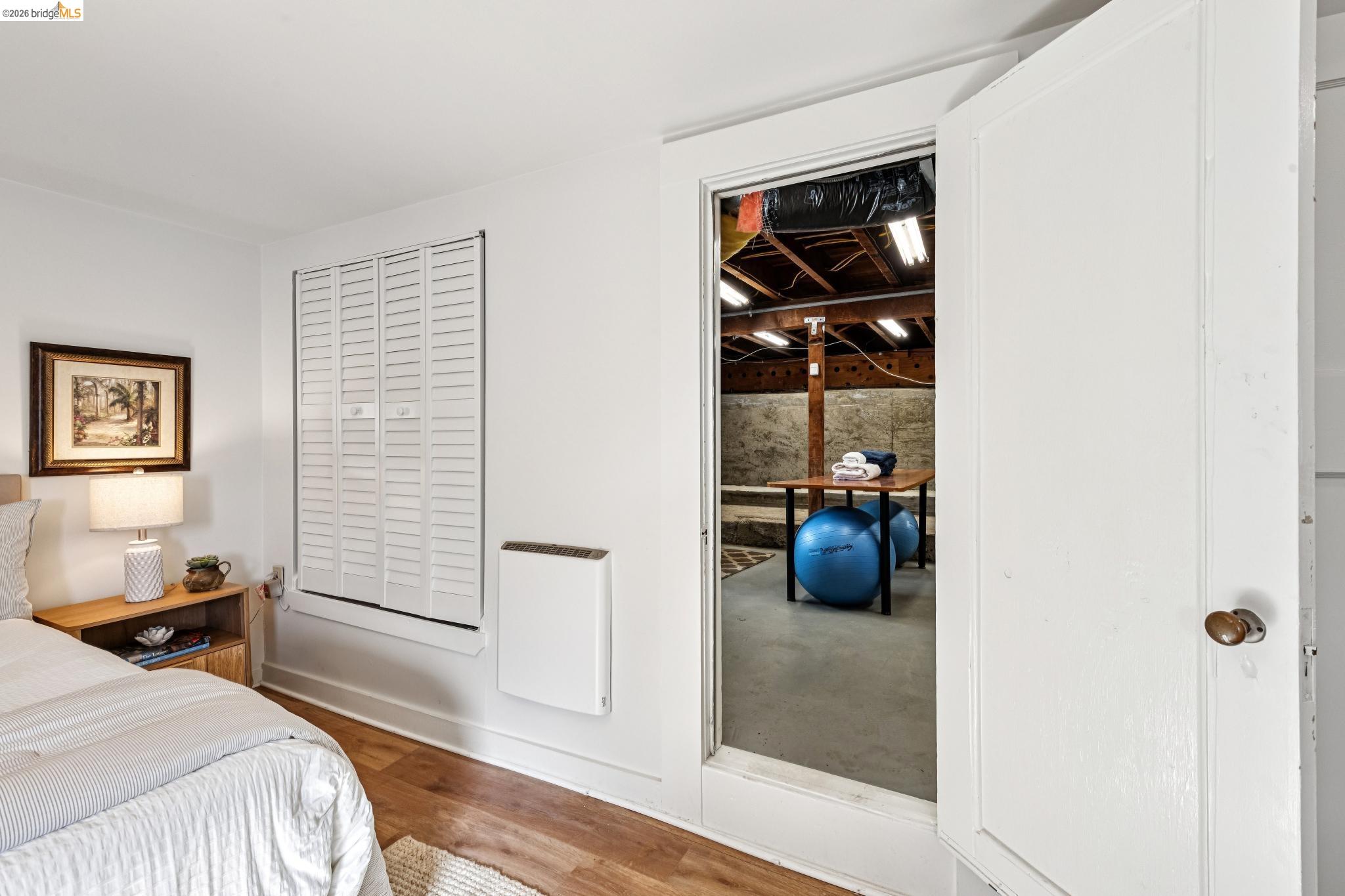 Detail Gallery Image 55 of 59 For 1622 Scenic Ave, Berkeley,  CA 94709 - 3 Beds | 2 Baths