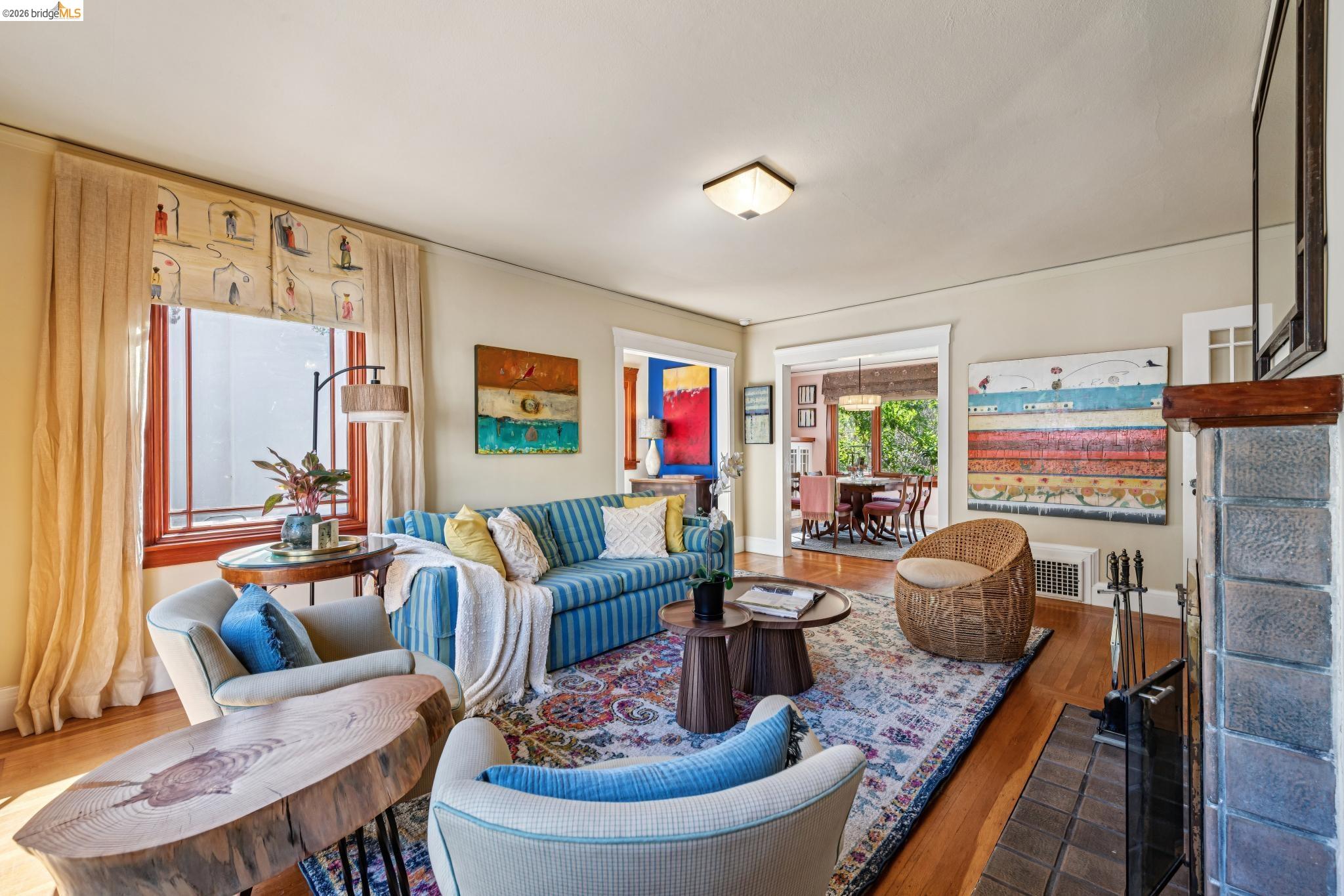 Detail Gallery Image 9 of 59 For 1622 Scenic Ave, Berkeley,  CA 94709 - 3 Beds | 2 Baths