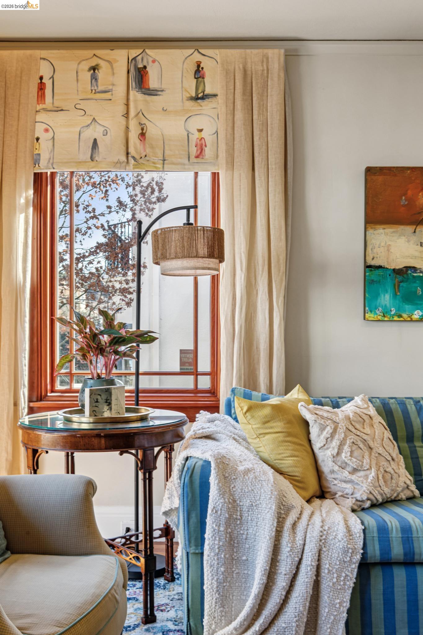 Detail Gallery Image 10 of 59 For 1622 Scenic Ave, Berkeley,  CA 94709 - 3 Beds | 2 Baths