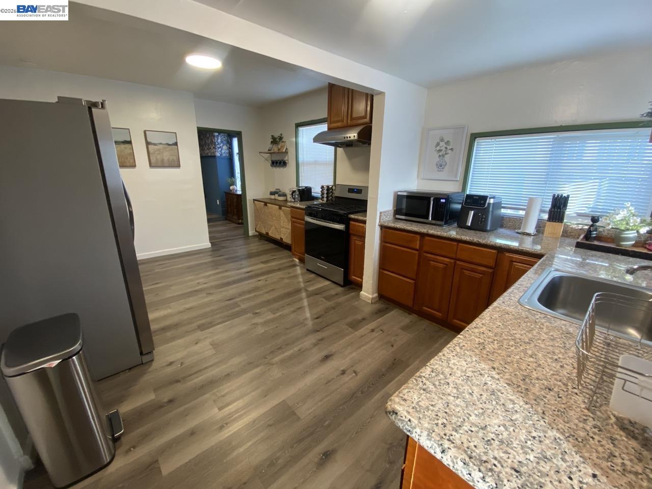 Detail Gallery Image 7 of 25 For 2639 Harold St, Oakland,  CA 94602 - 2 Beds | 1/1 Baths