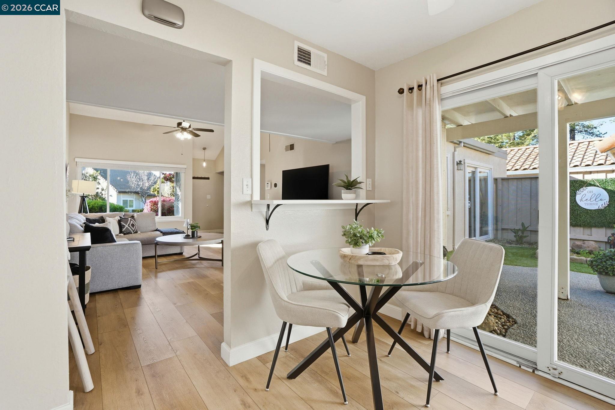 Detail Gallery Image 14 of 39 For 4 Mt Wilson Way, Clayton,  CA 94517 - 2 Beds | 2 Baths