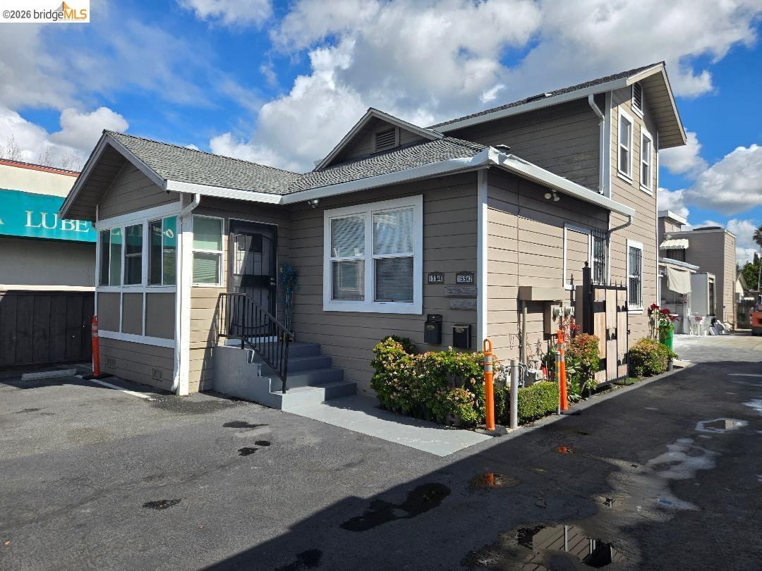 Front Image Thumbnail for EB41125984