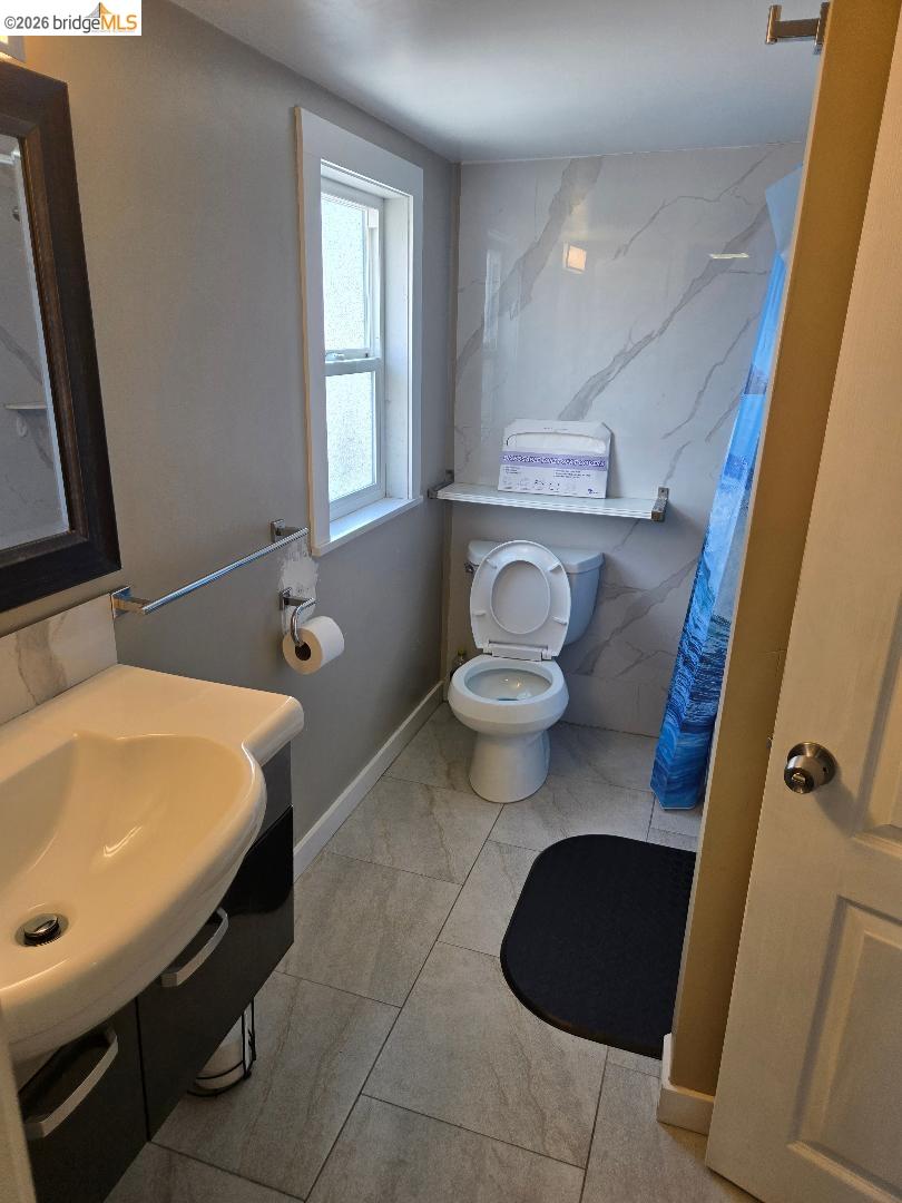 Detail Gallery Image 11 of 21 For 15540 Hesperian Blvd, San Lorenzo,  CA 94580 - – Beds | – Baths