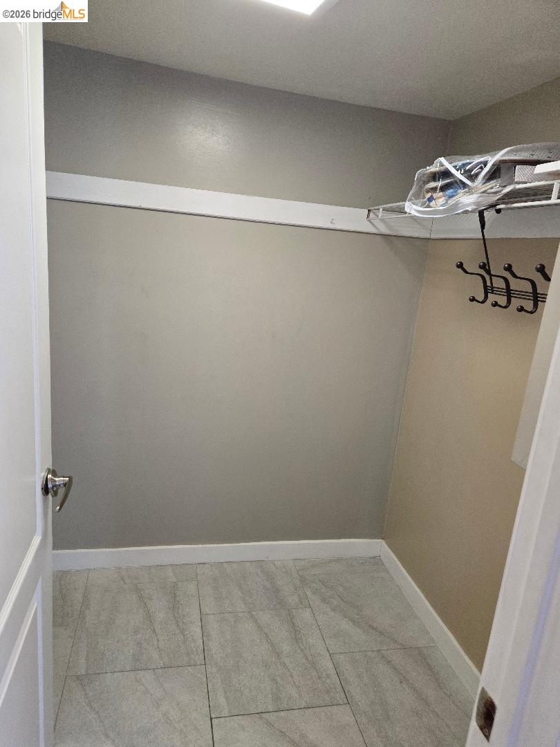 Detail Gallery Image 12 of 21 For 15540 Hesperian Blvd, San Lorenzo,  CA 94580 - – Beds | – Baths