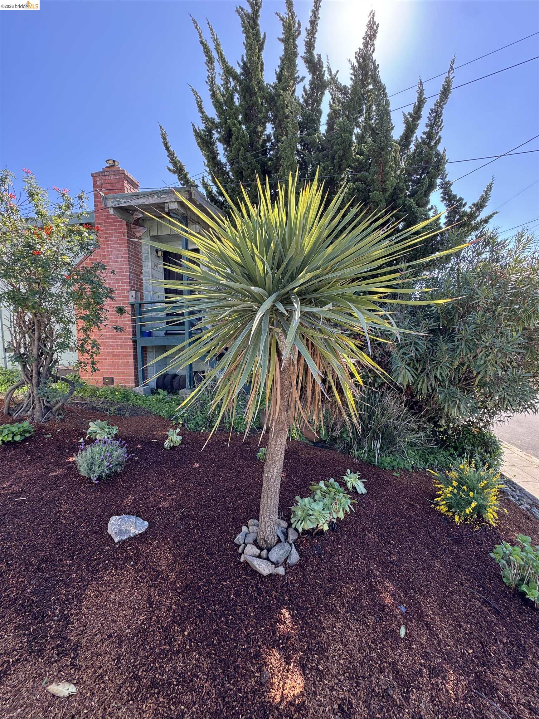 Detail Gallery Image 4 of 48 For 1909 Francisco Way, Richmond,  CA 94805 - 3 Beds | 2 Baths