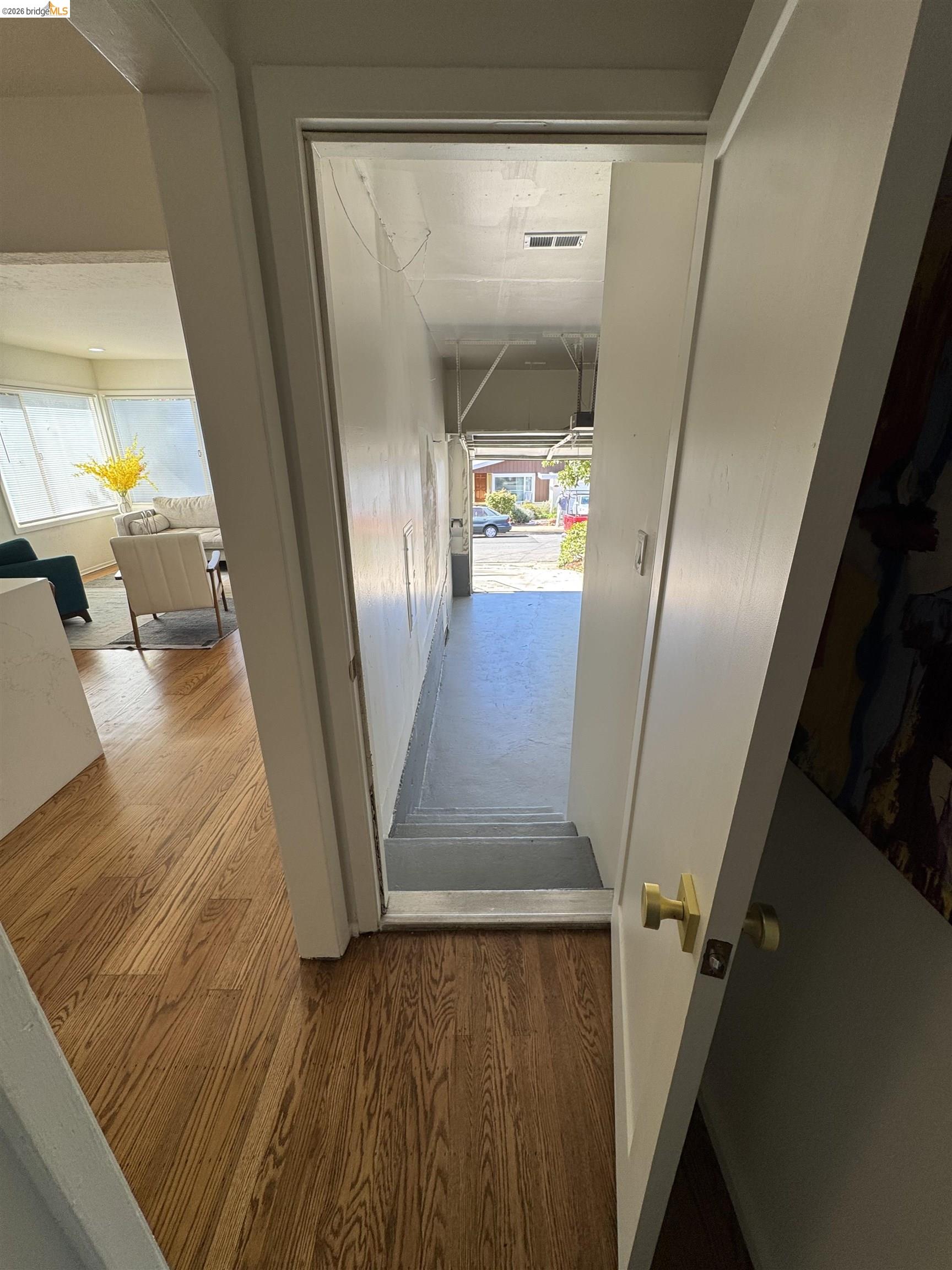 Detail Gallery Image 32 of 48 For 1909 Francisco Way, Richmond,  CA 94805 - 3 Beds | 2 Baths