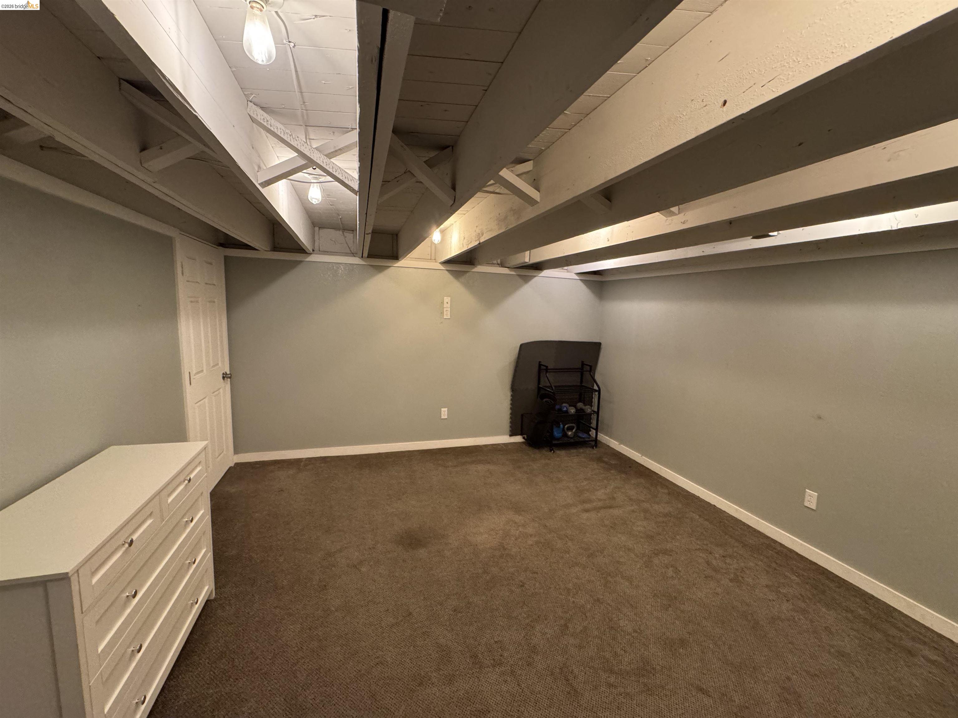 Detail Gallery Image 32 of 35 For 328 W Walnut St, Stockton,  CA 95204 - 5 Beds | 2/1 Baths