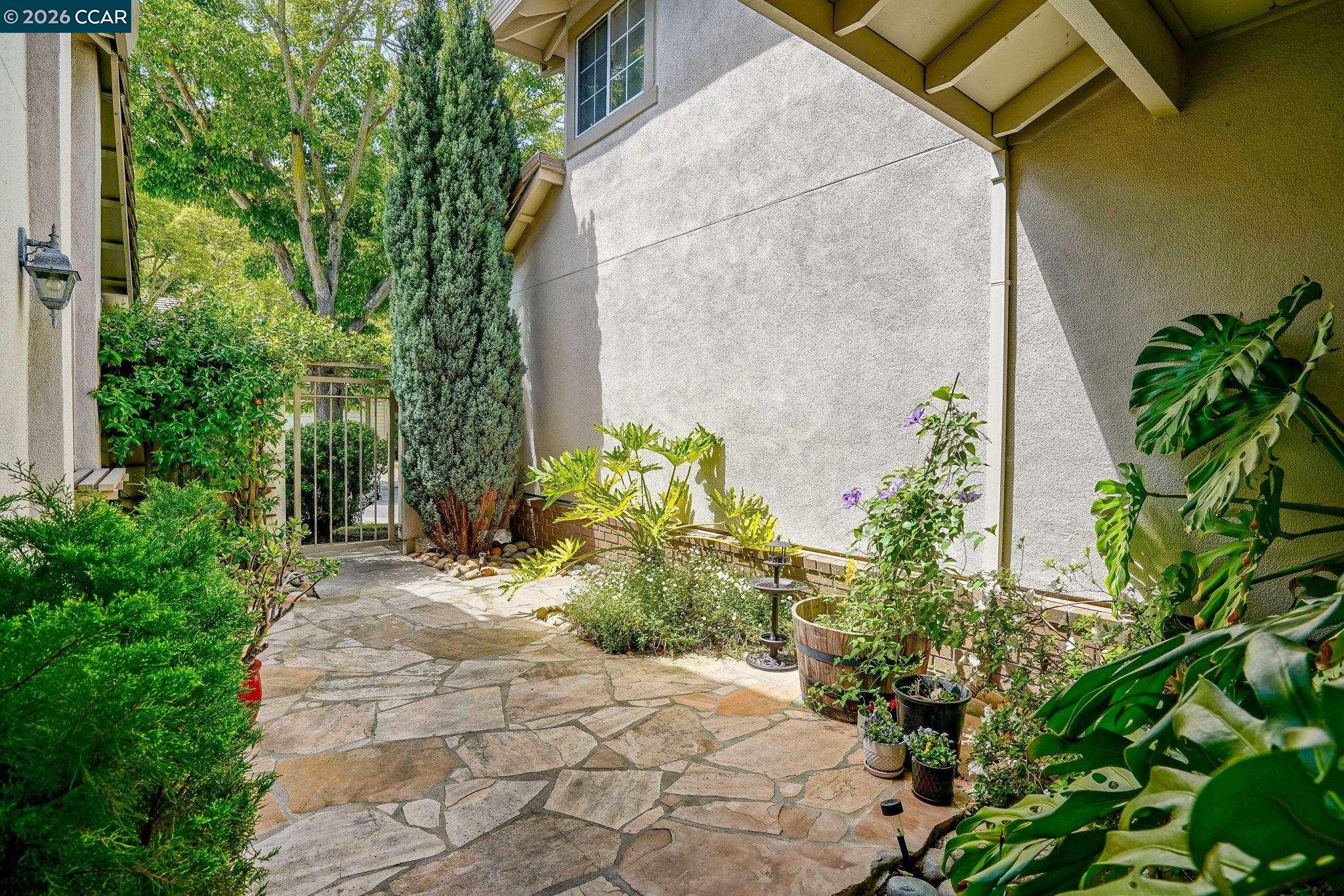 Photo #6: 41125990 Listing: Photo #6