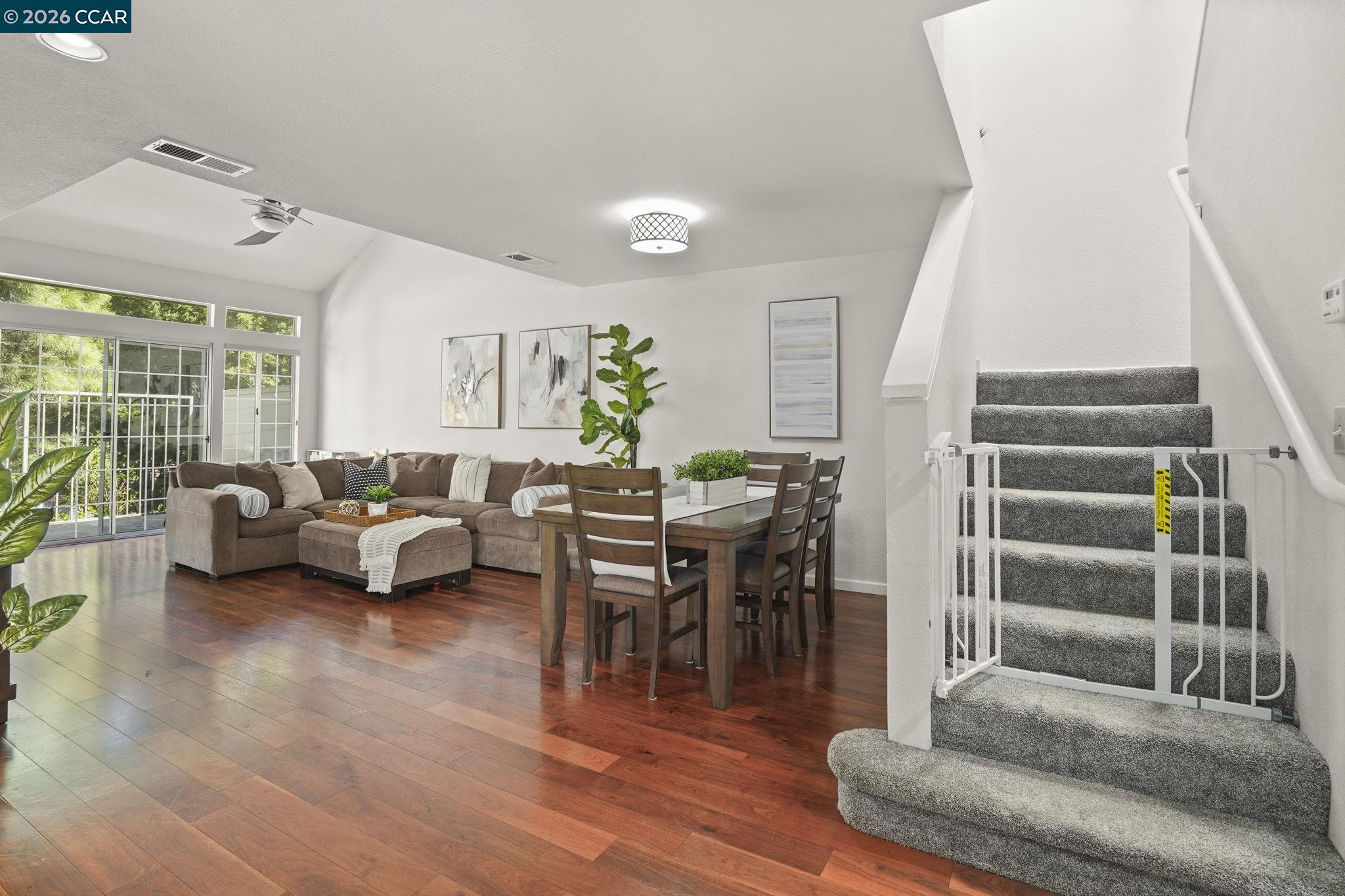 Photo #8: 41125990 Listing: Photo #8