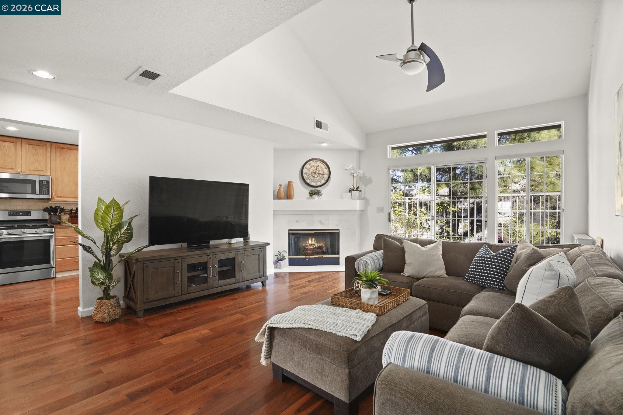 Photo #9: 41125990 Listing: Photo #9