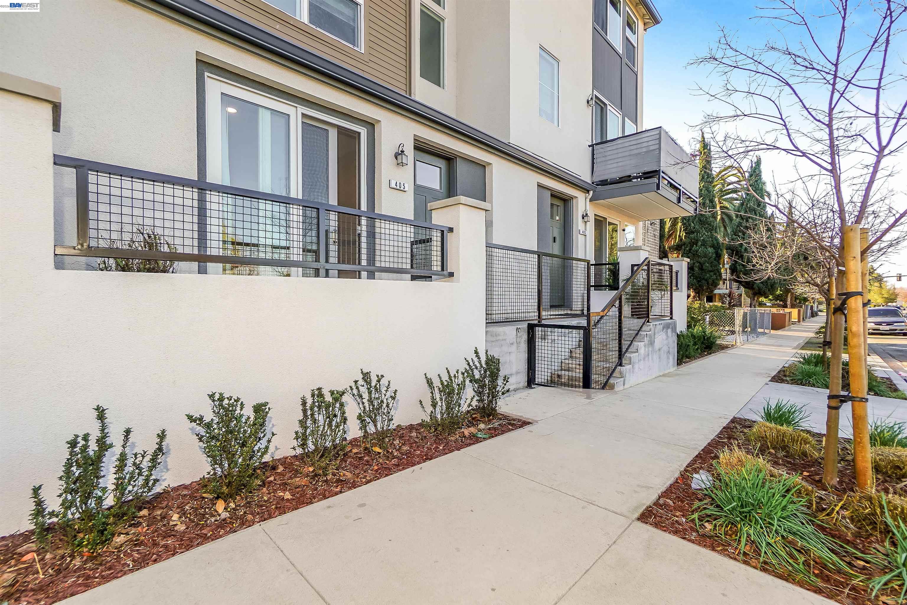 Photo #2: 41125992 Listing: Photo #2