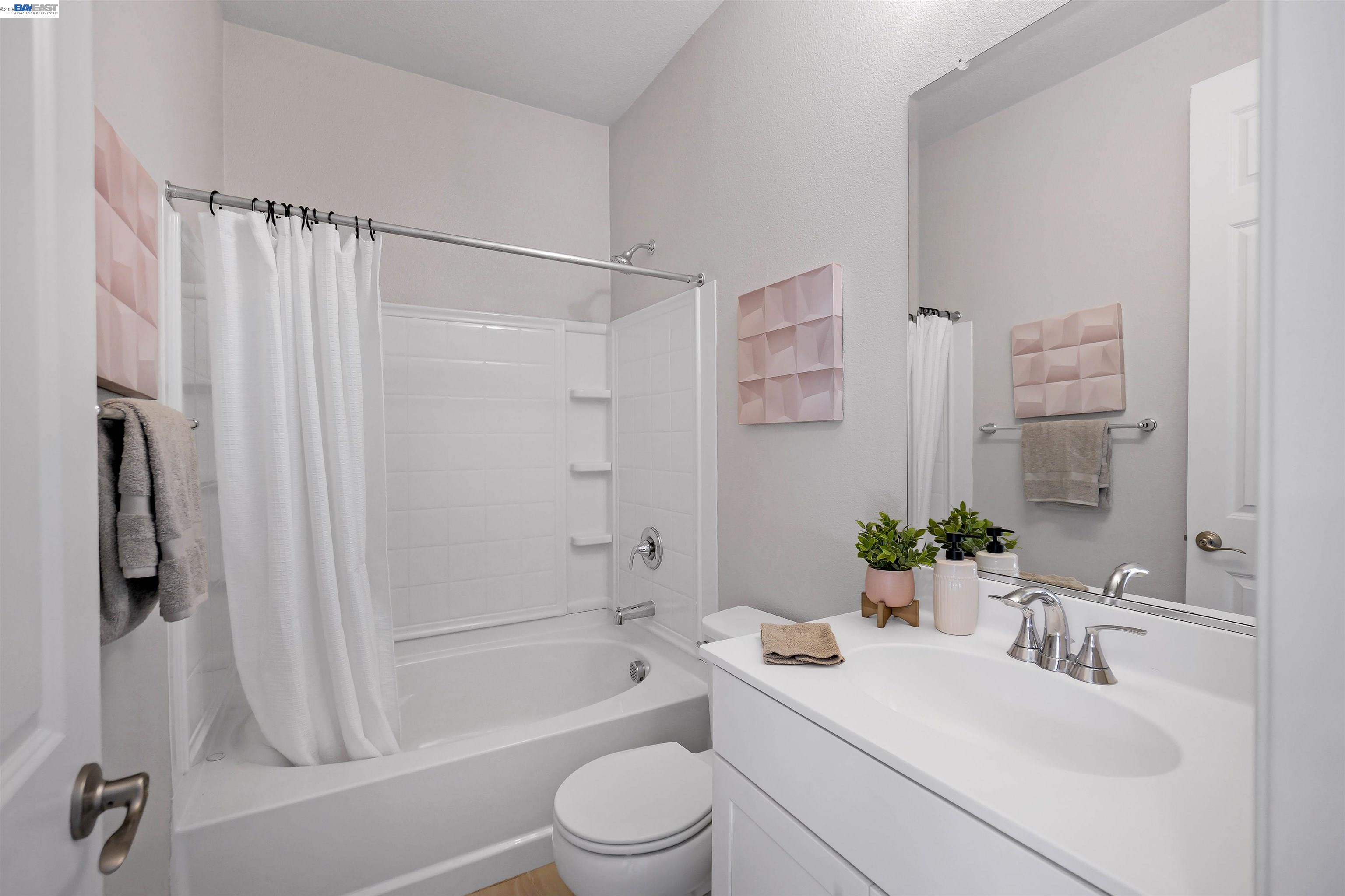 Photo #45: 41125992 Listing: Photo #45