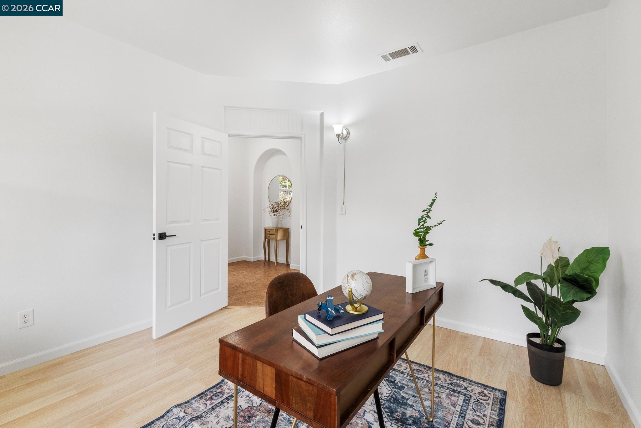 Detail Gallery Image 26 of 56 For 5700 Oakmont Dr, Richmond,  CA 94806 - 5 Beds | 3 Baths