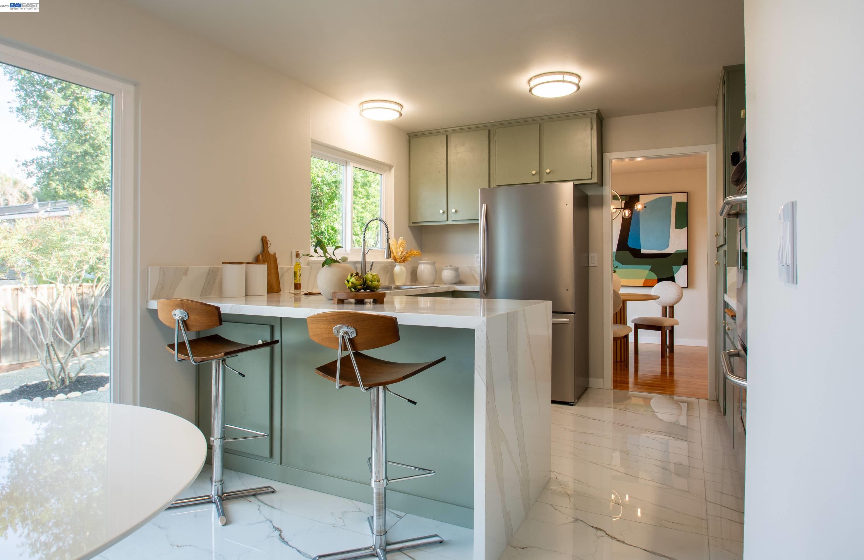 Detail Gallery Image 17 of 56 For 1230 Sargent Drive, Sunnyvale,  CA 94087 - 4 Beds | 2/1 Baths