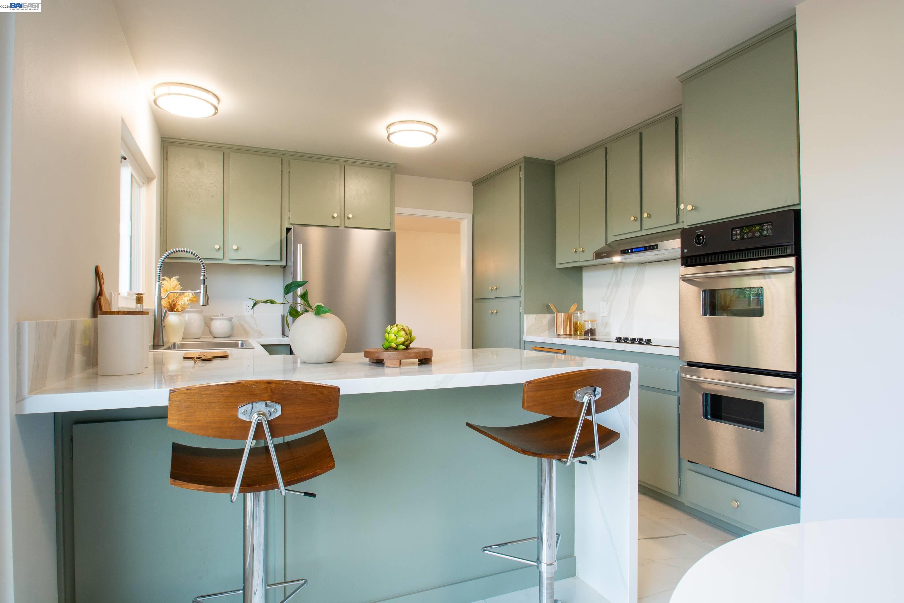 Detail Gallery Image 18 of 56 For 1230 Sargent Drive, Sunnyvale,  CA 94087 - 4 Beds | 2/1 Baths